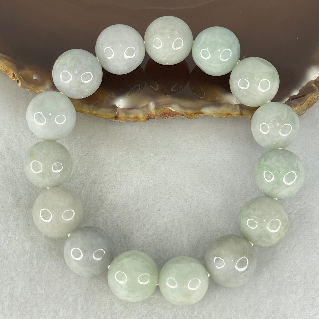 Type A Light Green Jadeite Beads Bracelet 66.87g 17.5cm 14.2mm 15 Beads