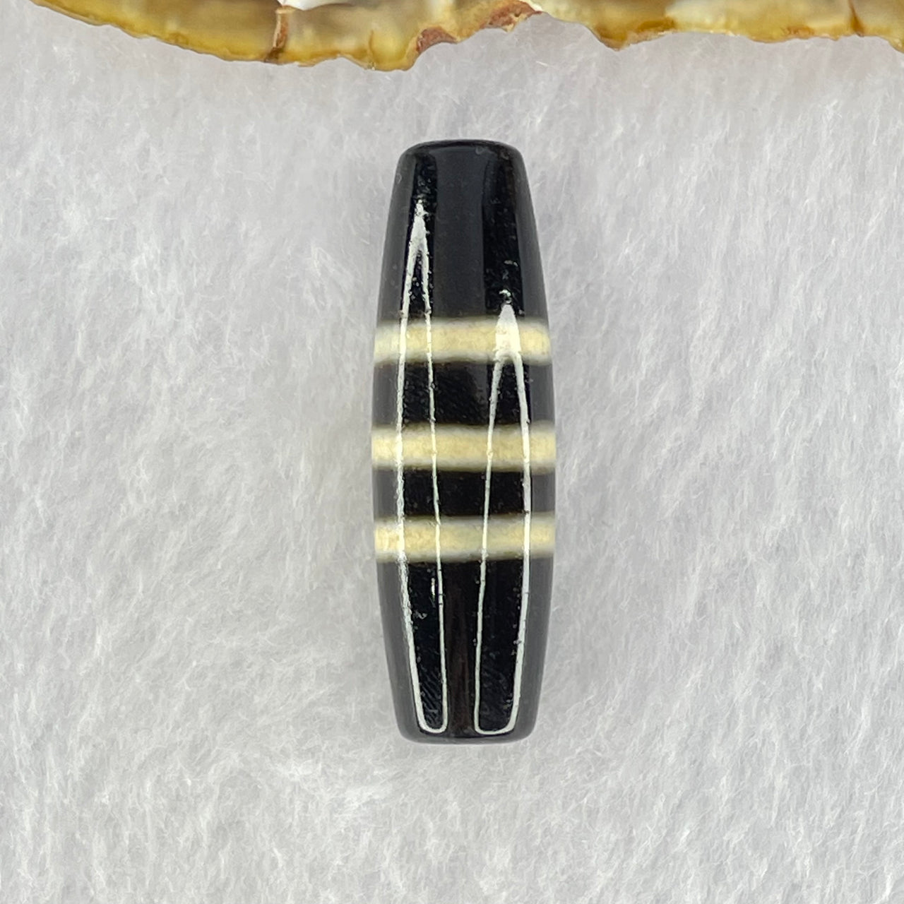 Natural Powerful Tibetan Old Oily Agate 3-Lines Dzi Bead Heavenly Master (Tian Zhu) 8.30g 38.4 by 11.9mm