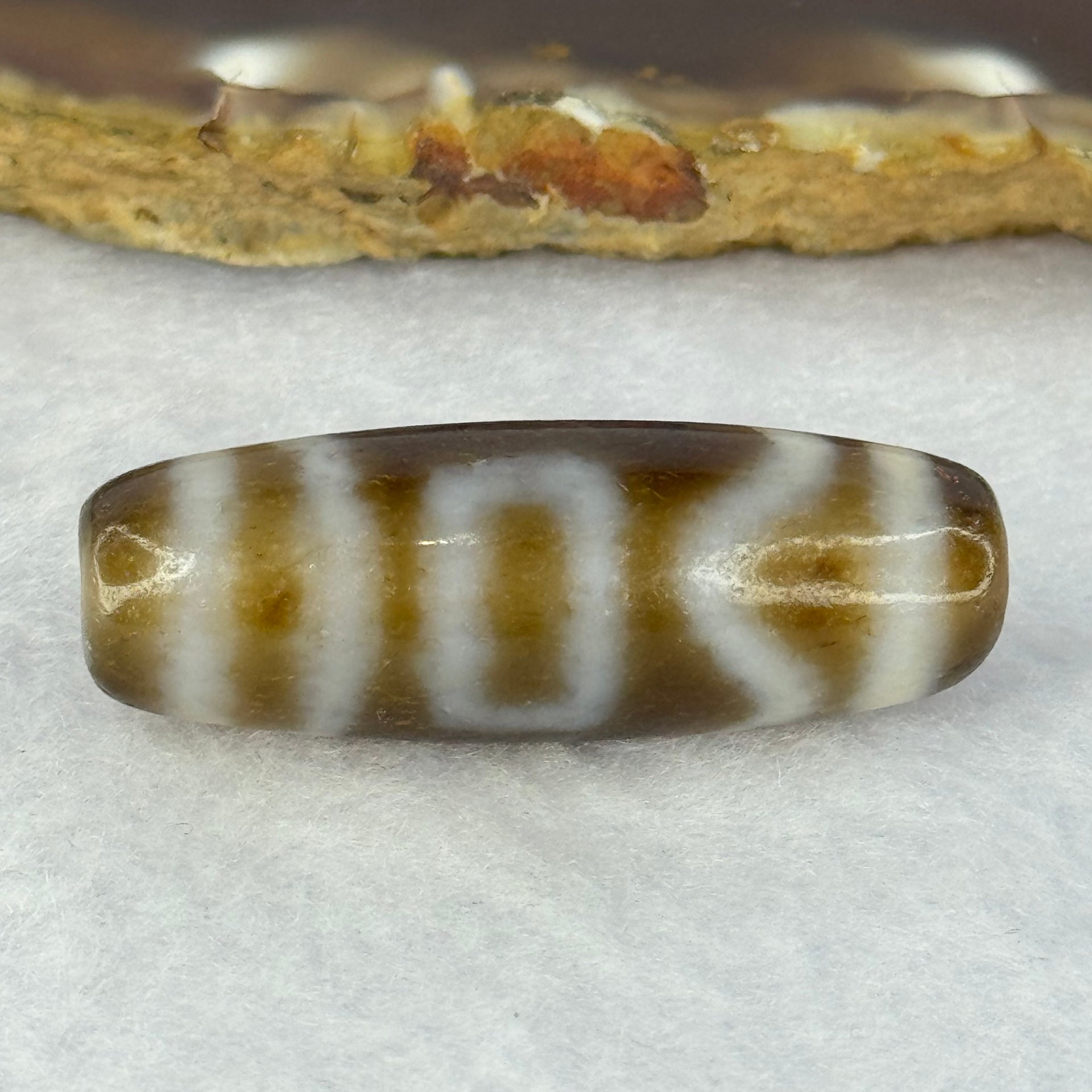 Natural Powerful Tibetan Old Oily Agate Sky Door Serenity 1 Eye Dzi Bead Heavenly Master (Tian Zhu) 一眼天诛 10.27g 37.6 by 13.2mm - Huangs Jadeite and Jewelry Pte Ltd