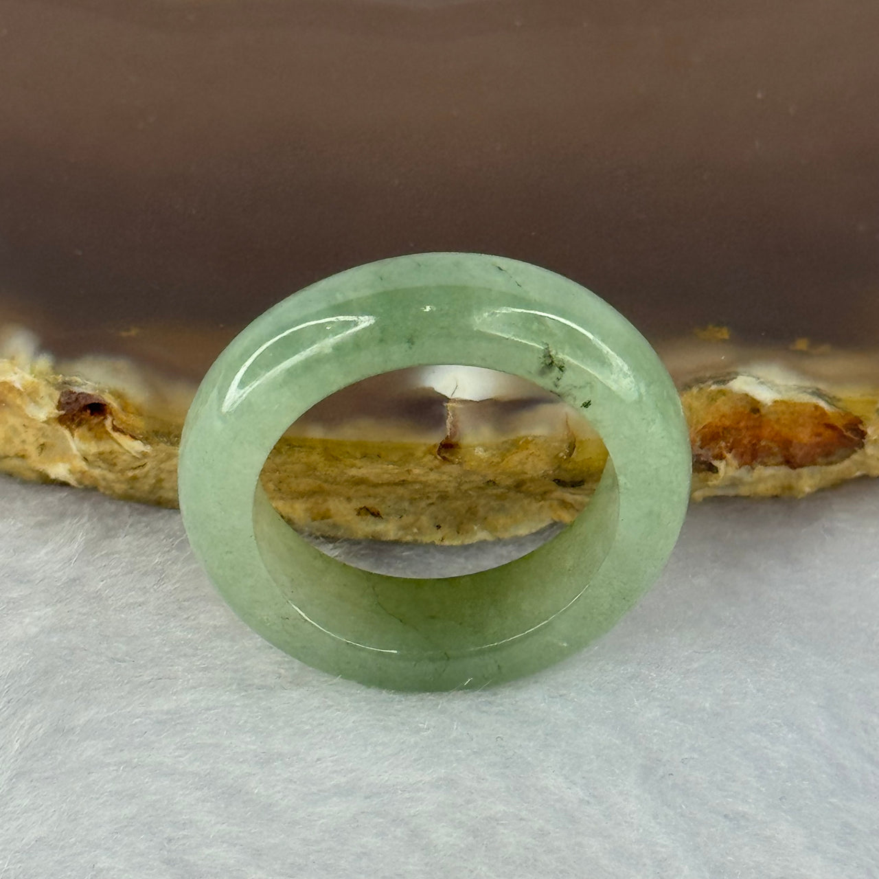 Type A Green Jadeite Ring 4.29g 6.1 by 3.8mm US7 HK15.4 (Very Slight External Rough)