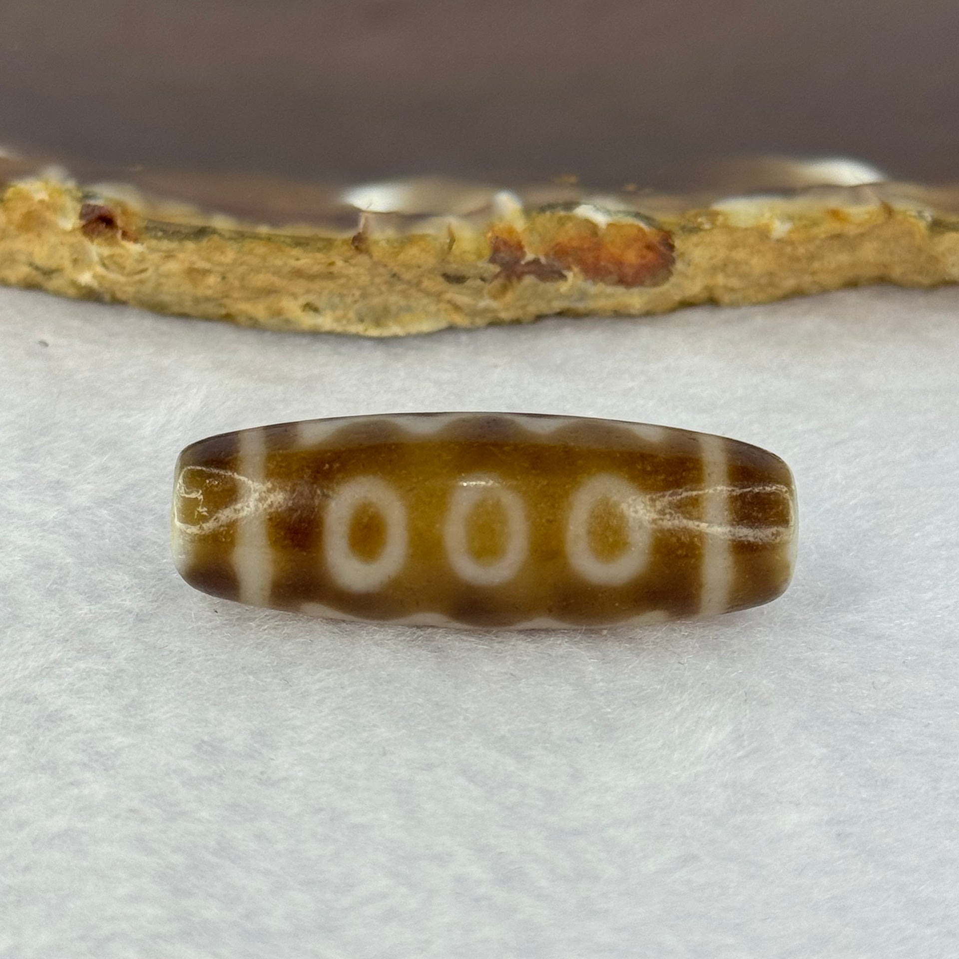 Natural Powerful Tibetan Old Oily Agate 5 Eyes Dzi Bead Heavenly Master (Tian Zhu) 五眼天诛 9.97g 37.2 by 13.1mm - Huangs Jadeite and Jewelry Pte Ltd