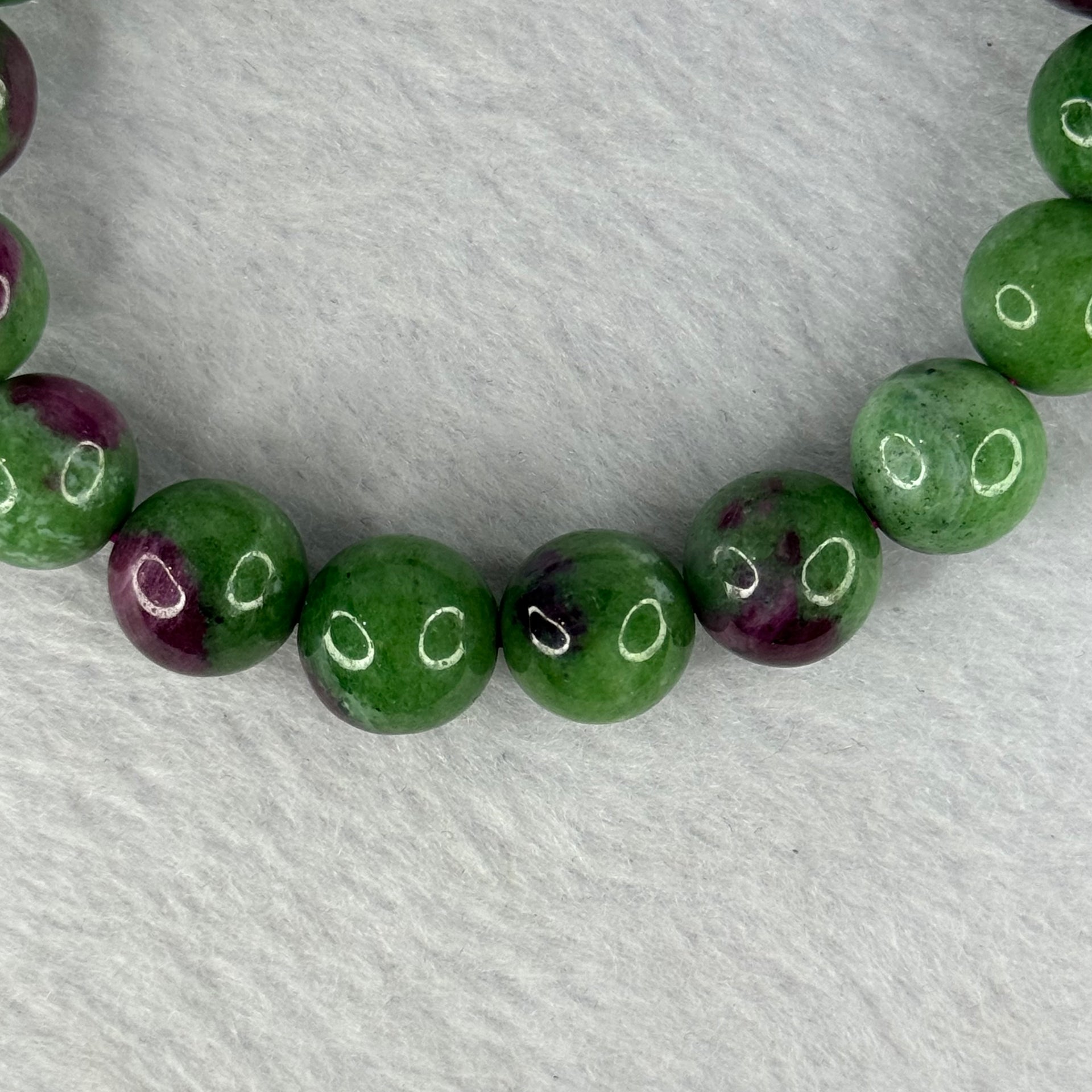 Natural Emerald And Ruby Zoisite Beads Bracelet 43.48g 17cm 11.3mm 18 Beads - Huangs Jadeite and Jewelry Pte Ltd