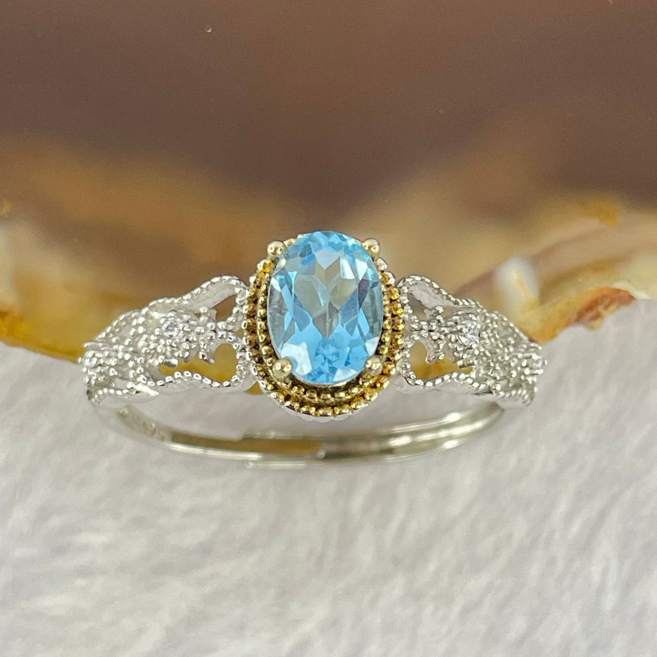 Blue Cubic Zirconia with Crystals in S925 Sliver Ring (Adjustable Size) 1.81g 6.5 by 5.0 by 3.5mm