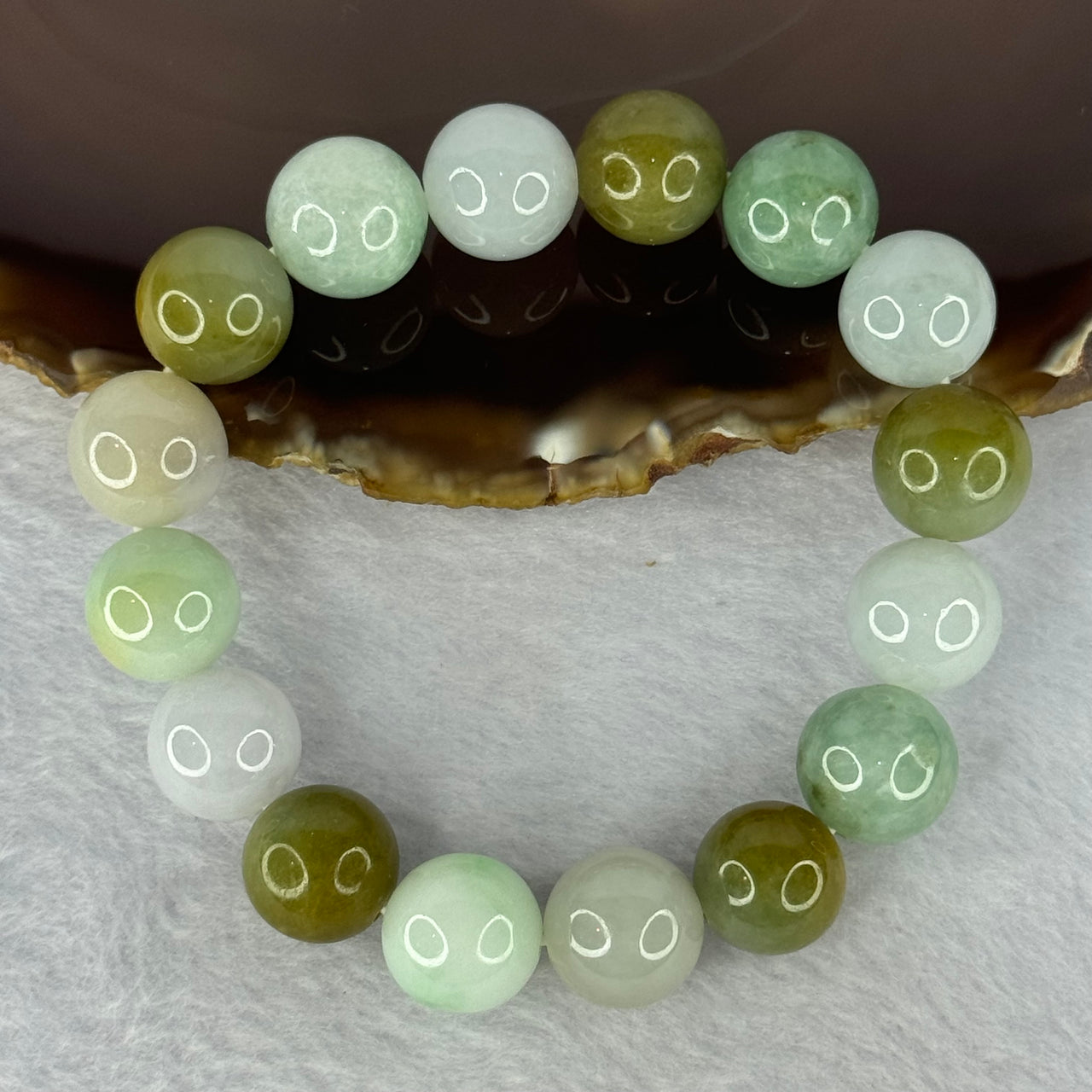 Type A Mixed Color Jadeite Beads Bracelet 66.76g 18.5cm 13.9mm 16 Beads