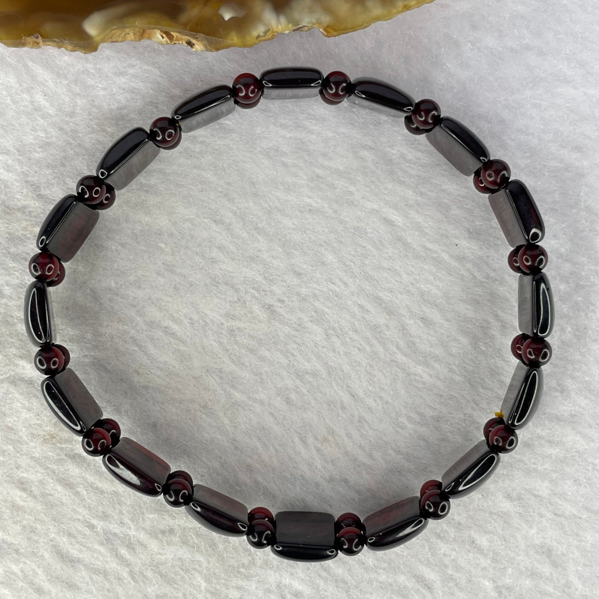 Natural Amber Bracelet 5.09g 11.8 by 3.4 mm 16 pcs - Huangs Jadeite and Jewelry Pte Ltd