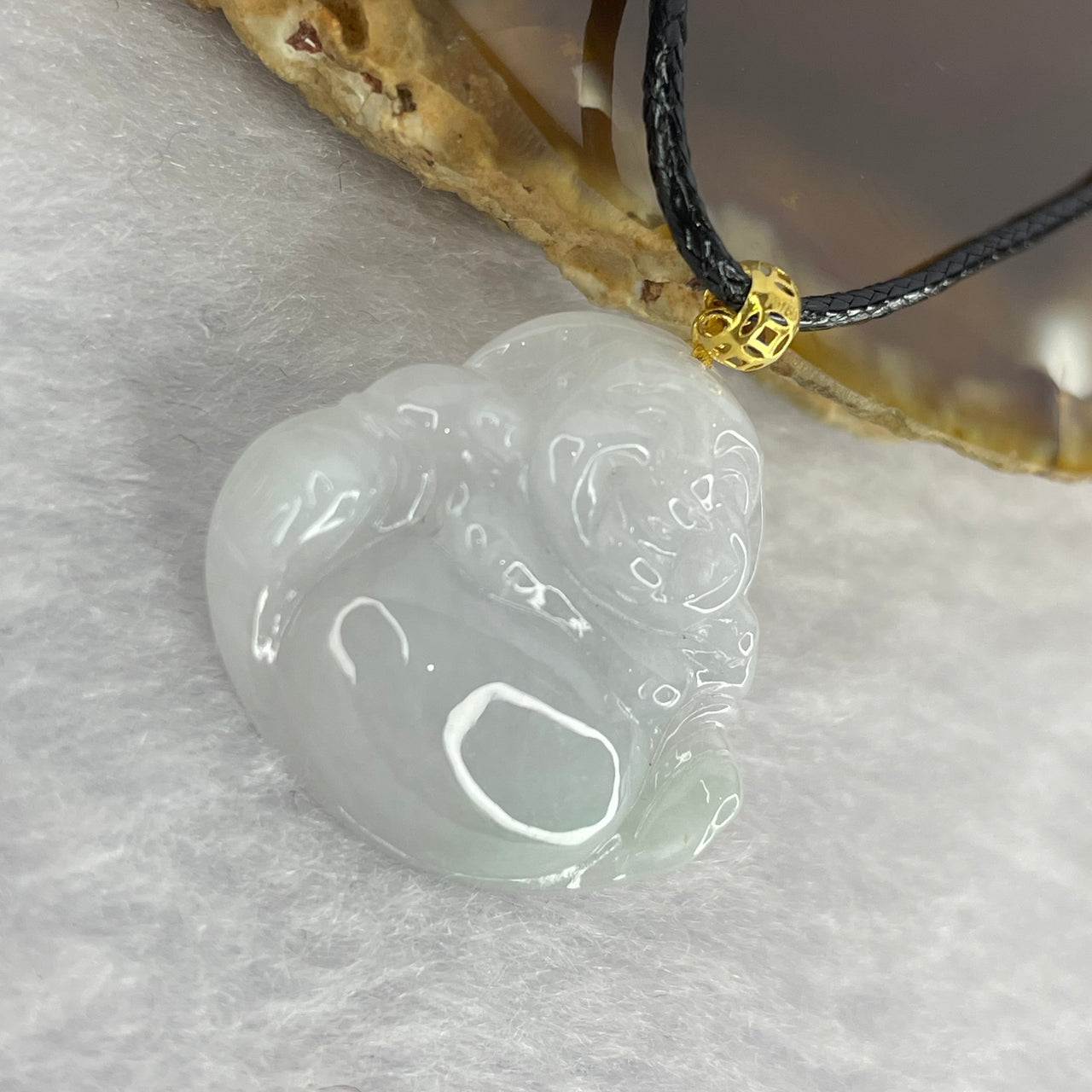 18K Yellow Gold Type A Faint Lavender Green Jadeite Milo Buddha with String Necklace 5.26g 21.2 by 23.9 by 5.9mm - Huangs Jadeite and Jewelry Pte Ltd