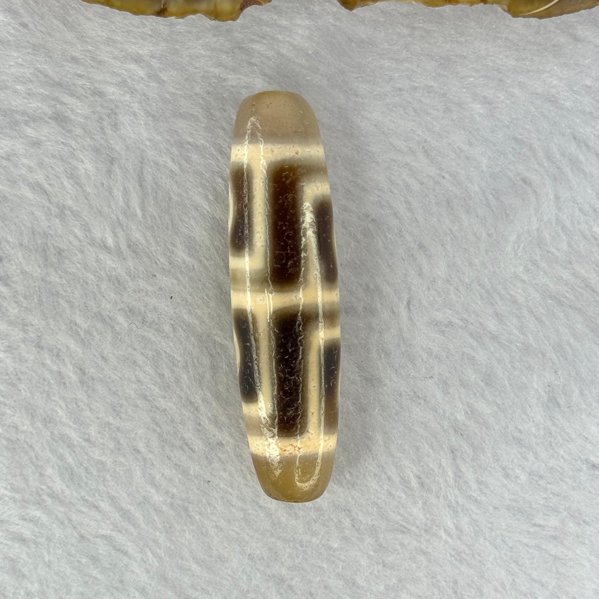 Natural Powerful Tibetan Old Oily Agate 4 Eyes Dzi Bead Heavenly Master (Tian Zhu) 四眼天诛 11.66g 47.9 by 12.7mm - Huangs Jadeite and Jewelry Pte Ltd