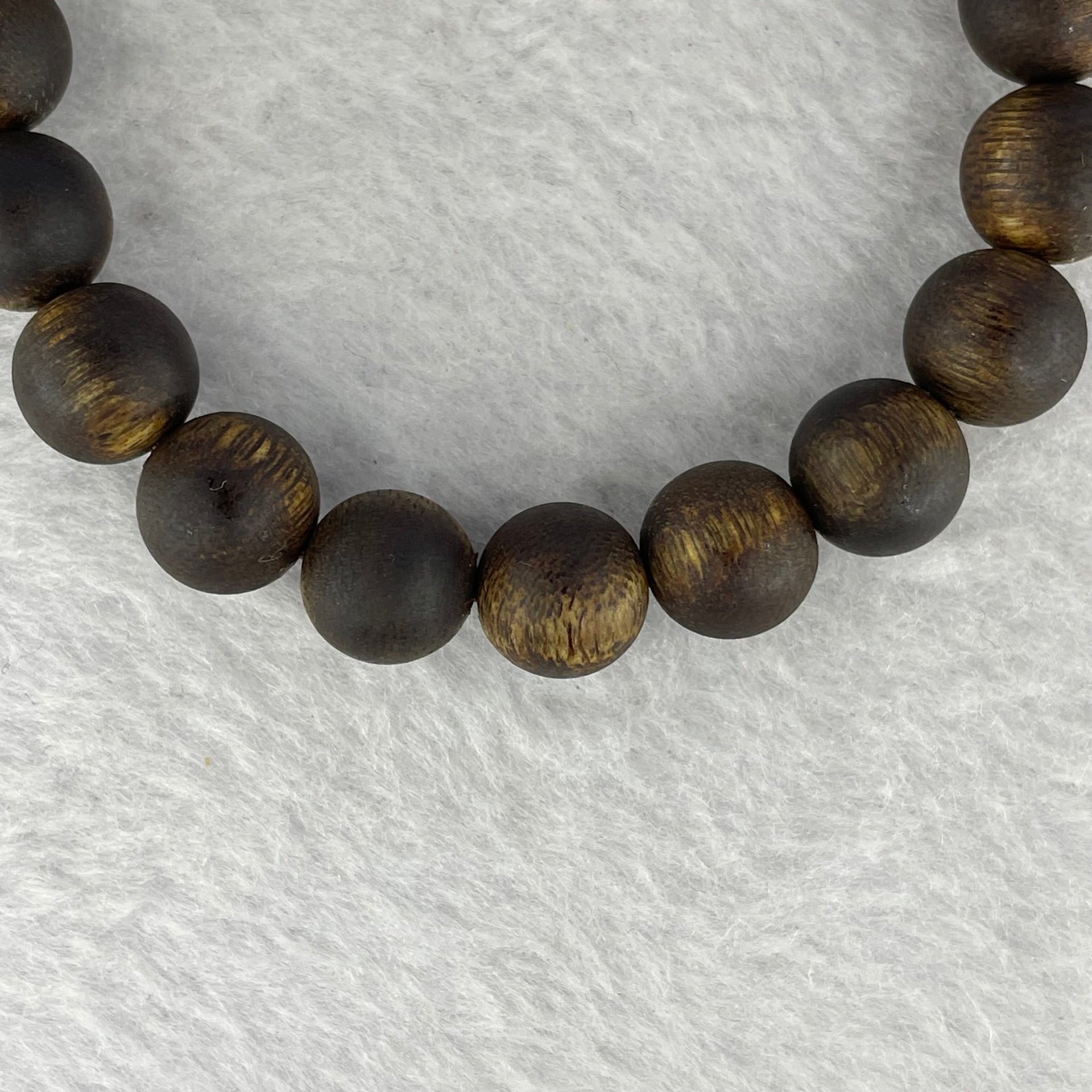 Natural Hainan Wild Old Agarwood Bracelet (Floating) 天然海南野生老树沉香手链 9.63g 17cm 10.9mm 19 Beads - Huangs Jadeite and Jewelry Pte Ltd