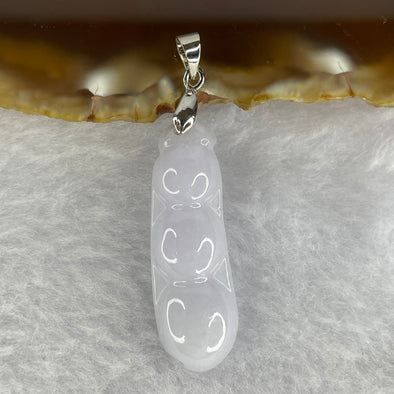 Type A Lavender Jadeite PeaPod Pendant Stainless Steels Clasps 7.62g 34.9 by 11.4 by 5.3mm - Huangs Jadeite and Jewelry Pte Ltd