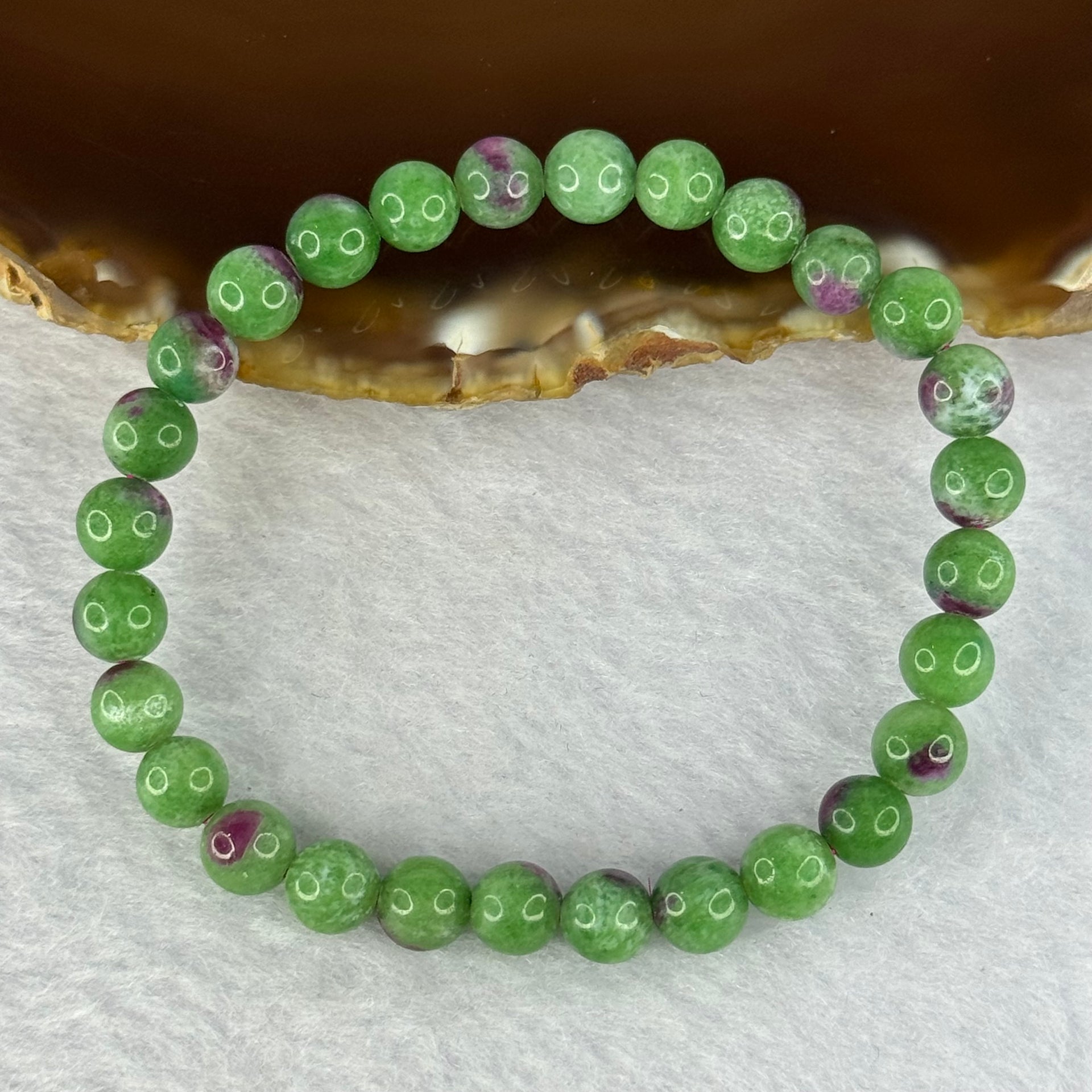 Natural Emerald And Ruby Zoisite Beads Bracelet 13.89g 15.5cm 6.8mm 28 Beads - Huangs Jadeite and Jewelry Pte Ltd