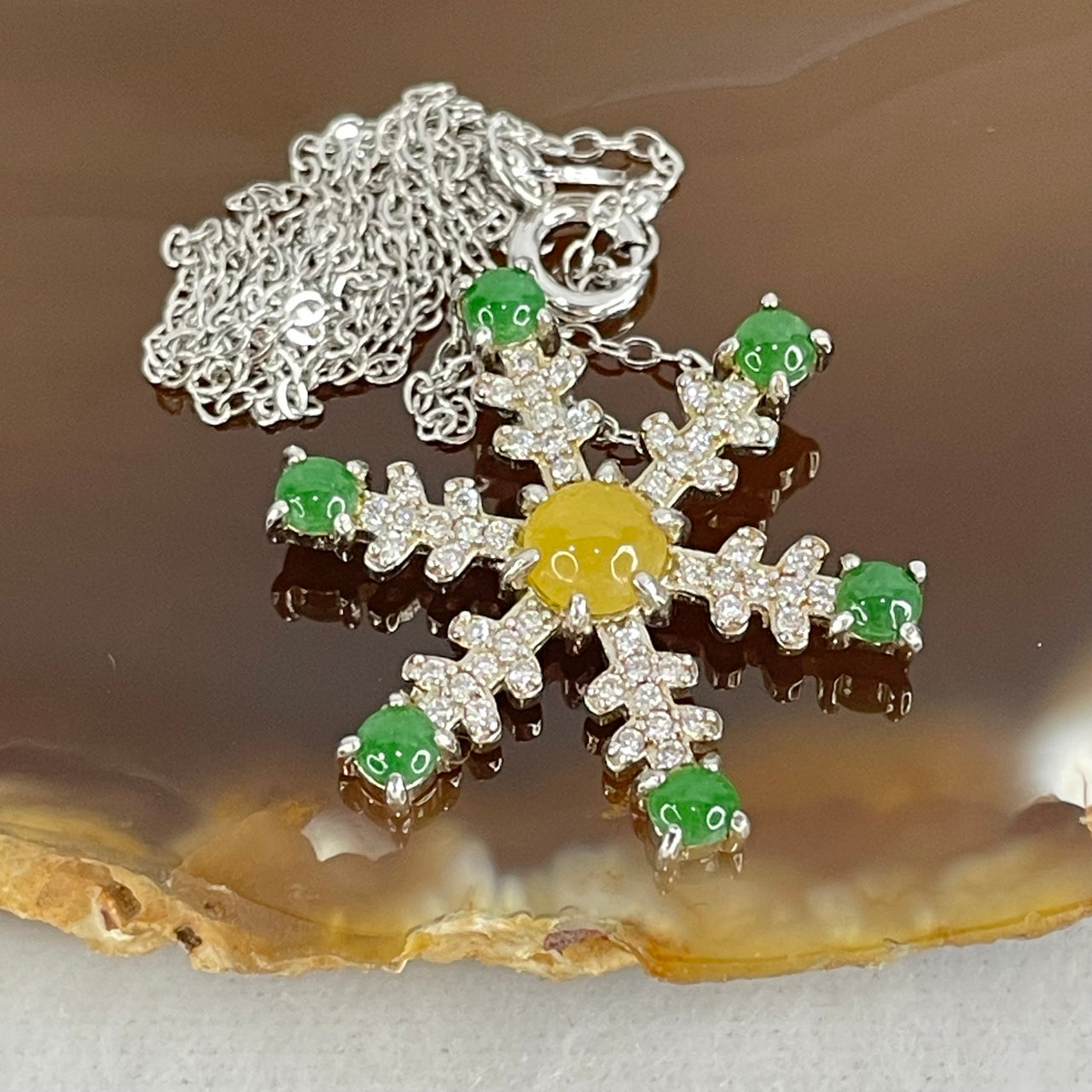 Type A Green and Yellow Jadeite Cabochon Snowflake Pendant in S925 Sliver Necklace 3.42g 2.5 by 1.2mm 6pcs, 4.5 by 2.0mm 1pc