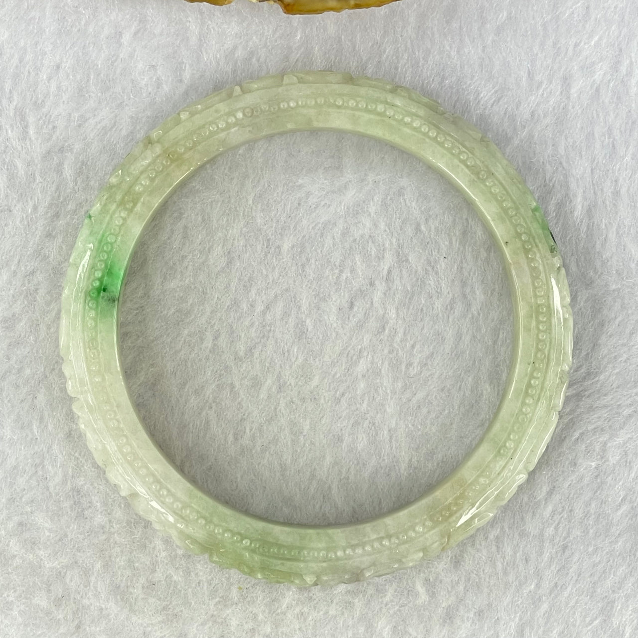 Type A Light Green and Lavender Jadeite Carved Ruyi Bangle Internal Diameter 56.8mm 36.54g 8.8 by 8.8mm (Internal Lines)