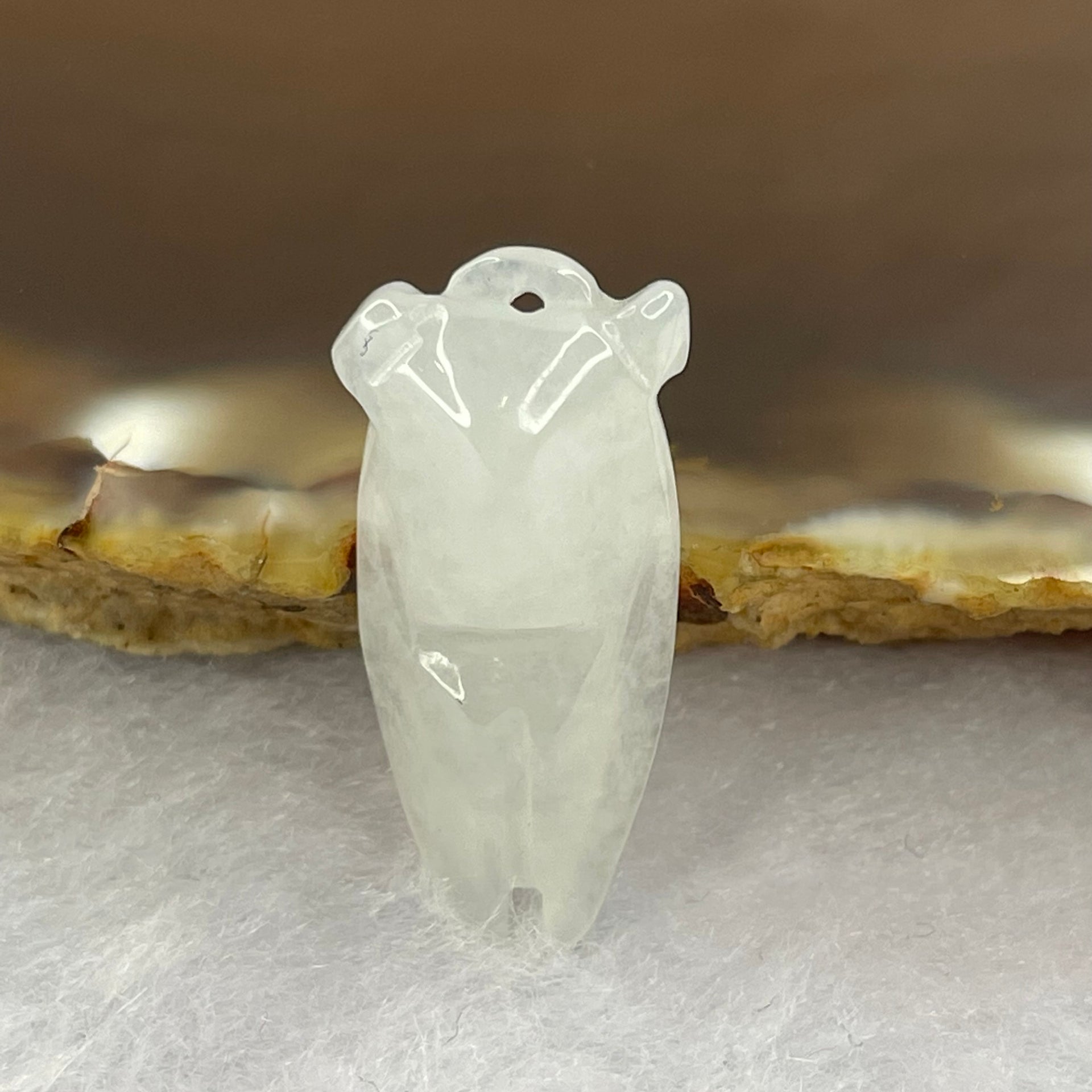 Type A Light Lavender Icy Jadeite Cicada 24.0 by 11.5 by 6.2 mm 2.33g - Huangs Jadeite and Jewelry Pte Ltd