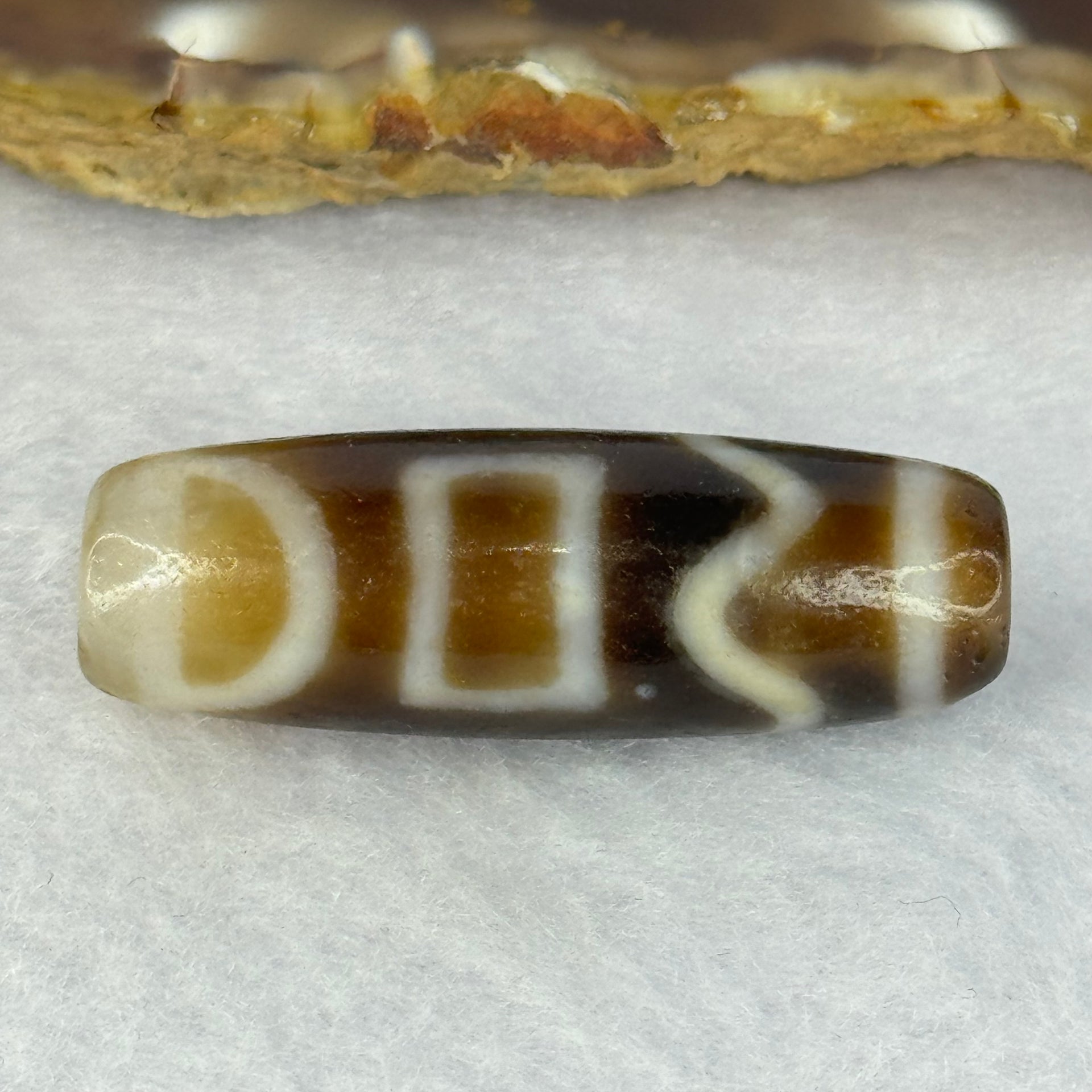 Natural Powerful Tibetan Old Oily Agate Sky Door Serenity 1 Eye Dzi Bead Heavenly Master (Tian Zhu) 一眼天诛 9.79g 37.6 by 12.8mm - Huangs Jadeite and Jewelry Pte Ltd