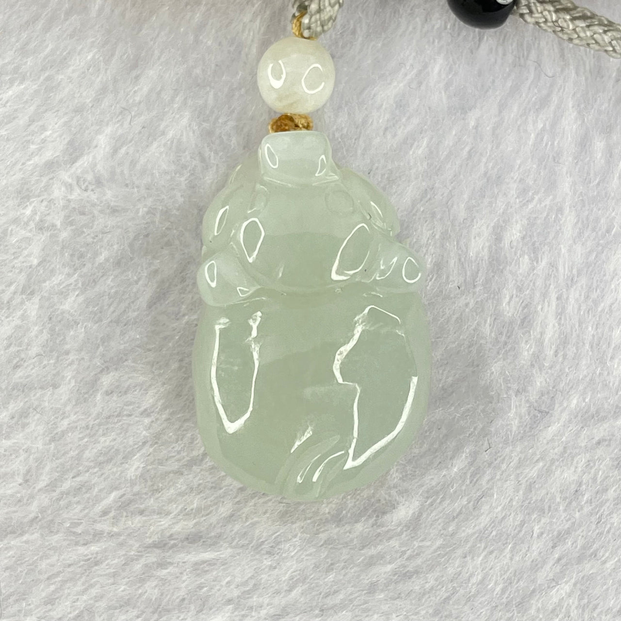 Type A Light Green Jadeite Pig Pendent 11.96g 25.9 by 17.3 by 12.2mm