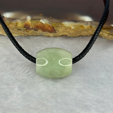 Type A Green Jadeite Lulu Tong Necklace 5.22g 14.0 by 12.1mm (External Line)