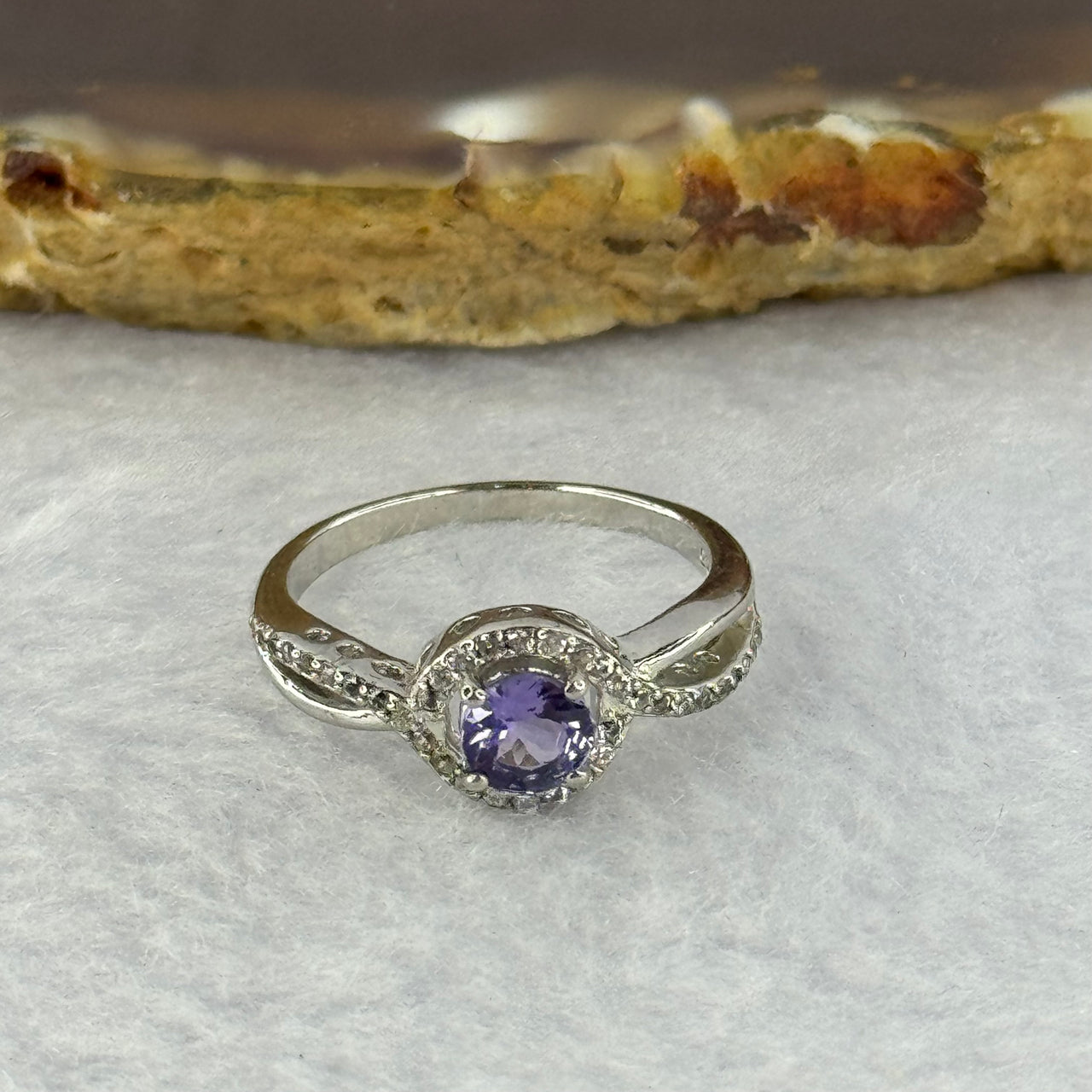 Natural Amethyst In 925 Sliver Ring 2.13g 4.8 by 4.6 by 2.5mm US 5.75 / HK 12.5 - Huangs Jadeite and Jewelry Pte Ltd