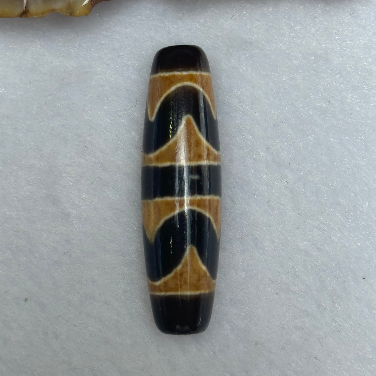 Natural Powerful Tibetan Old Oily Agate  Double Tiger Tooth Daluo Dzi Bead Heavenly Master (Tian Zhu) 虎呀天诛 6.94g 39.4 by 11.1mm - Huangs Jadeite and Jewelry Pte Ltd