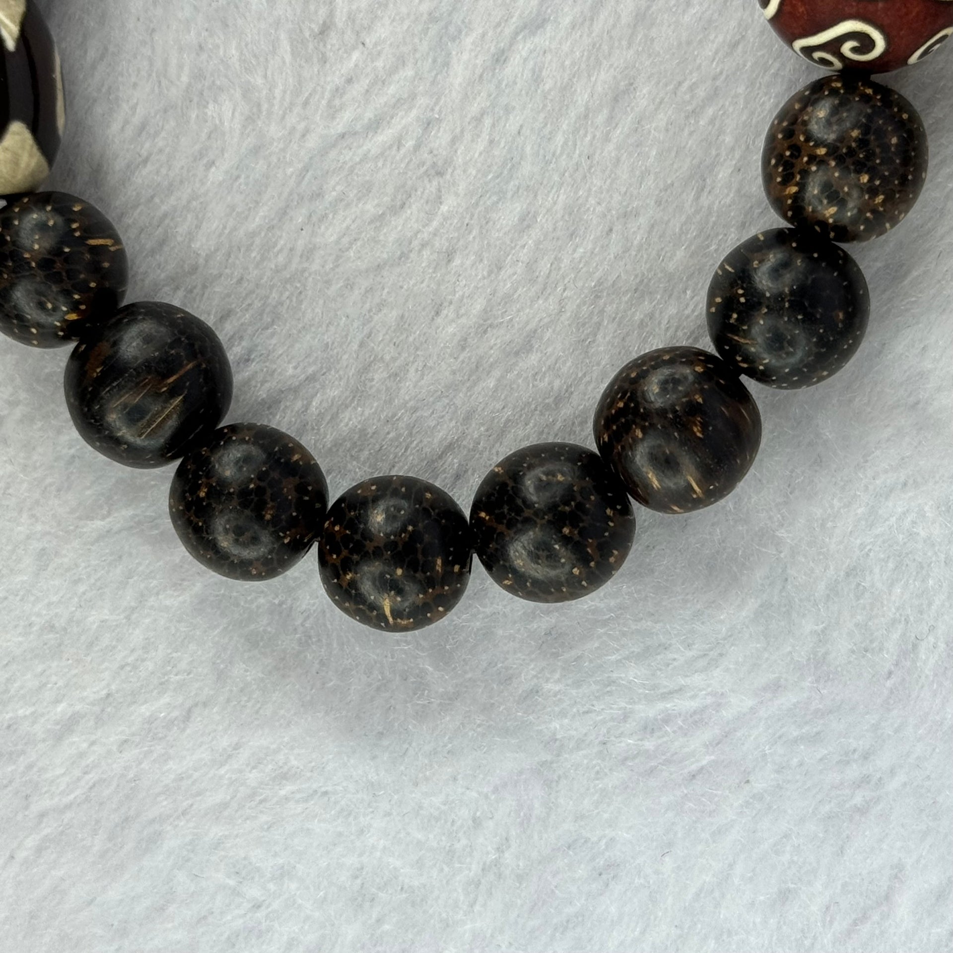 Natural Agarwood With 3 Eyes Dzi Bead Tian Zhu Beads Bracelet 天然沉香带三眼天珠手链 17.70g 16.5cm Dzi 14.4 by 10.1 and 14.0mm 1 Bead and 10.8mm 16 Beads - Huangs Jadeite and Jewelry Pte Ltd