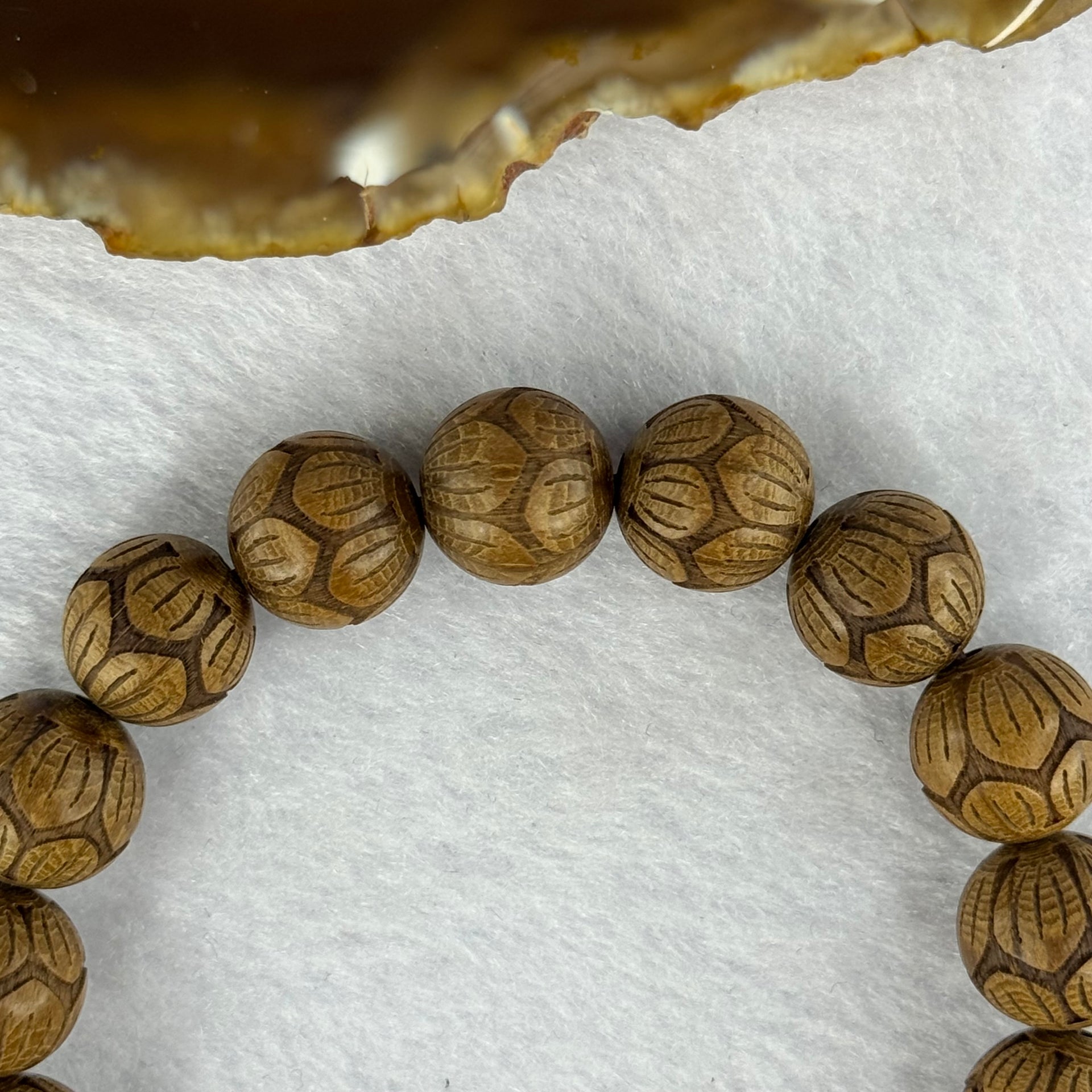 Natural Six Way Wooden Beads Flower Carvings Bracelets 天然六道木花开富贵手链 15.91g 18.5cm 12.6mm 17 Beads - Huangs Jadeite and Jewelry Pte Ltd