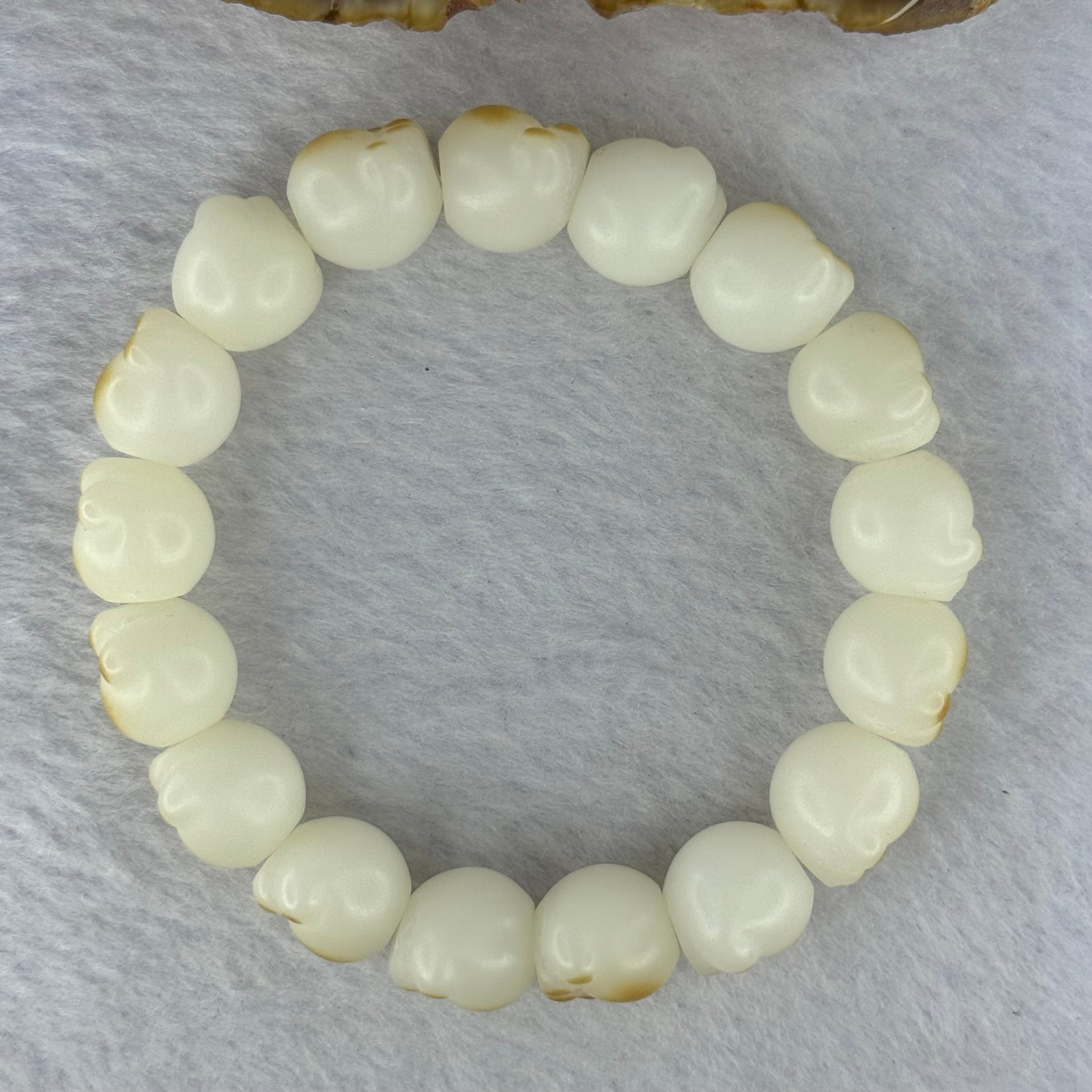 Natural White Color Bodhi Beads in Paw Bracelet 19.89g 16cm 12.8mm 17 Beads - Huangs Jadeite and Jewelry Pte Ltd