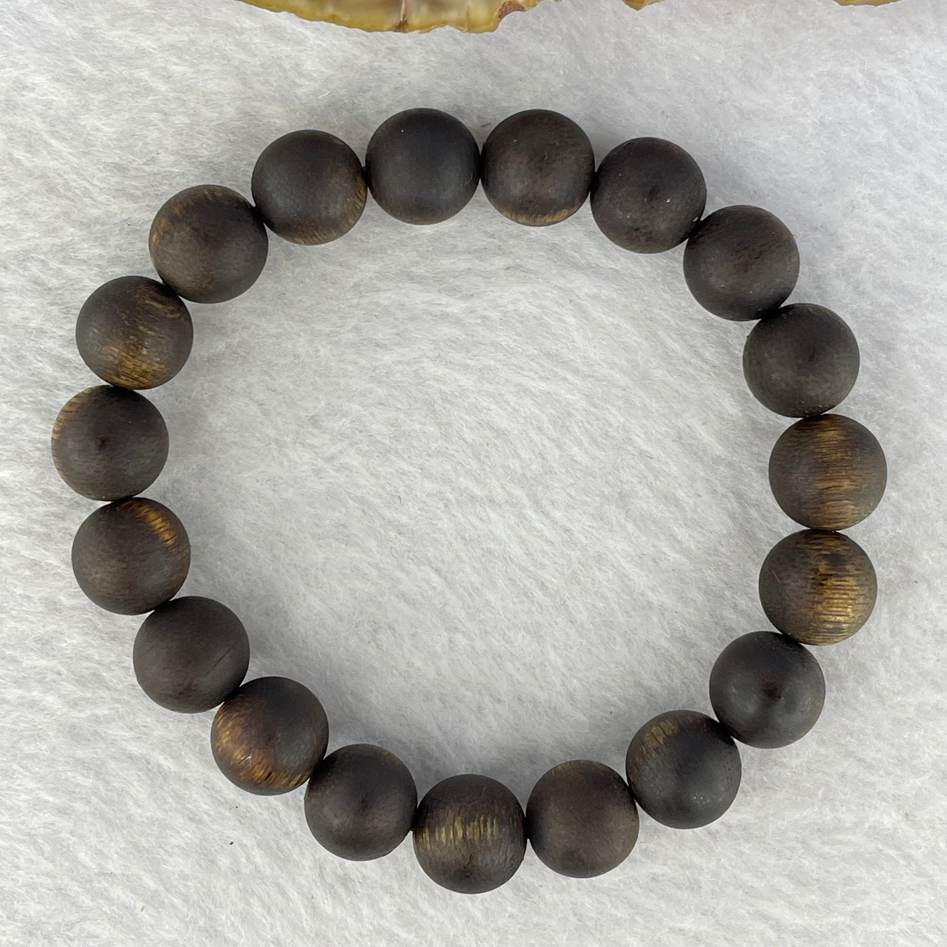 Natural Hainan Wild Old Agarwood Bracelet (Floating) 天然海南野生老树沉香手链 9.64g 17.5cm 10.9mm 19 Beads - Huangs Jadeite and Jewelry Pte Ltd