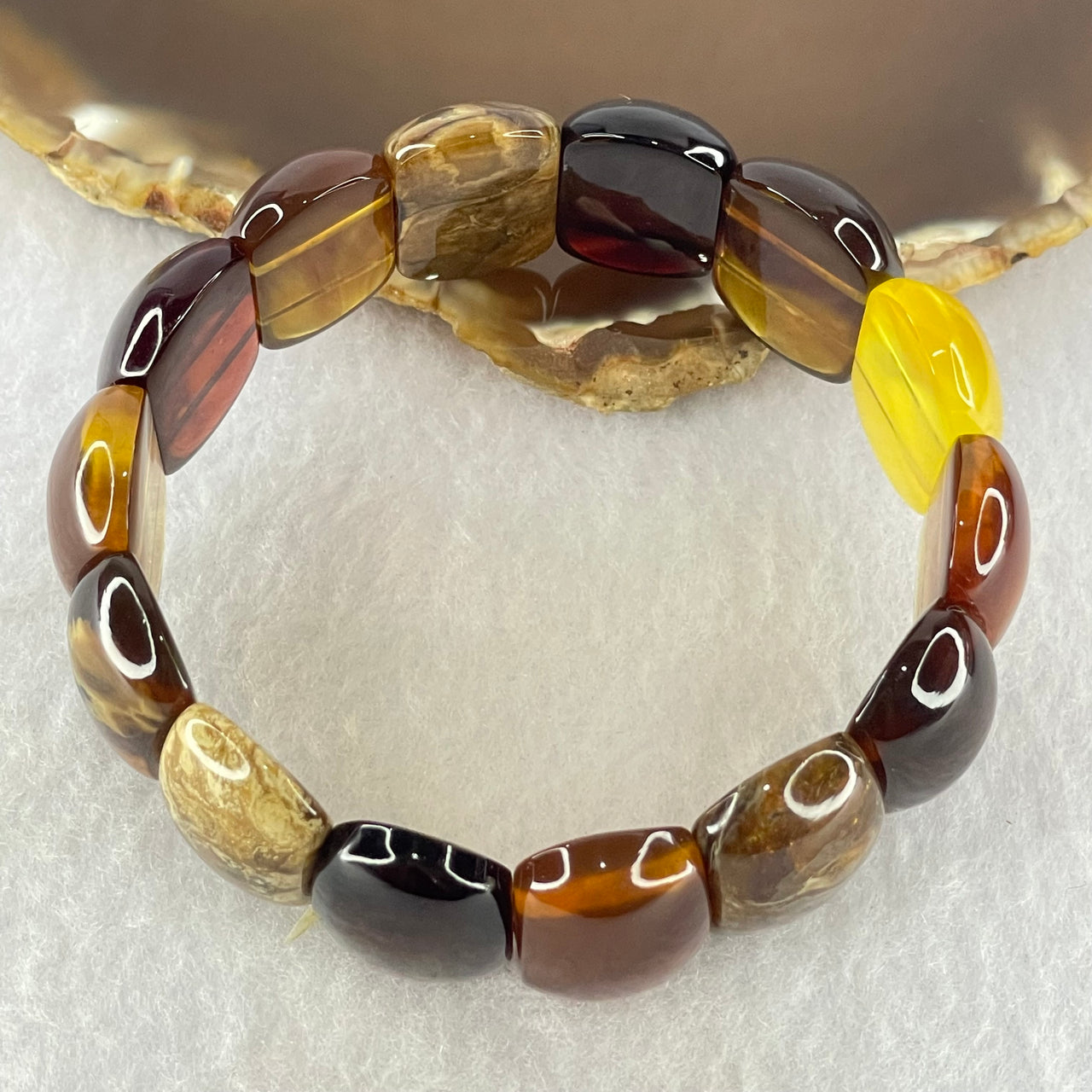 Good Grade Natural Myanmar Mixed Color Amber Shou Pai Bracelet 天然缅甸多宝琥珀手牌手链 27.81g 18cm 24.4 by 14.7 by 7.7mm 14pcs