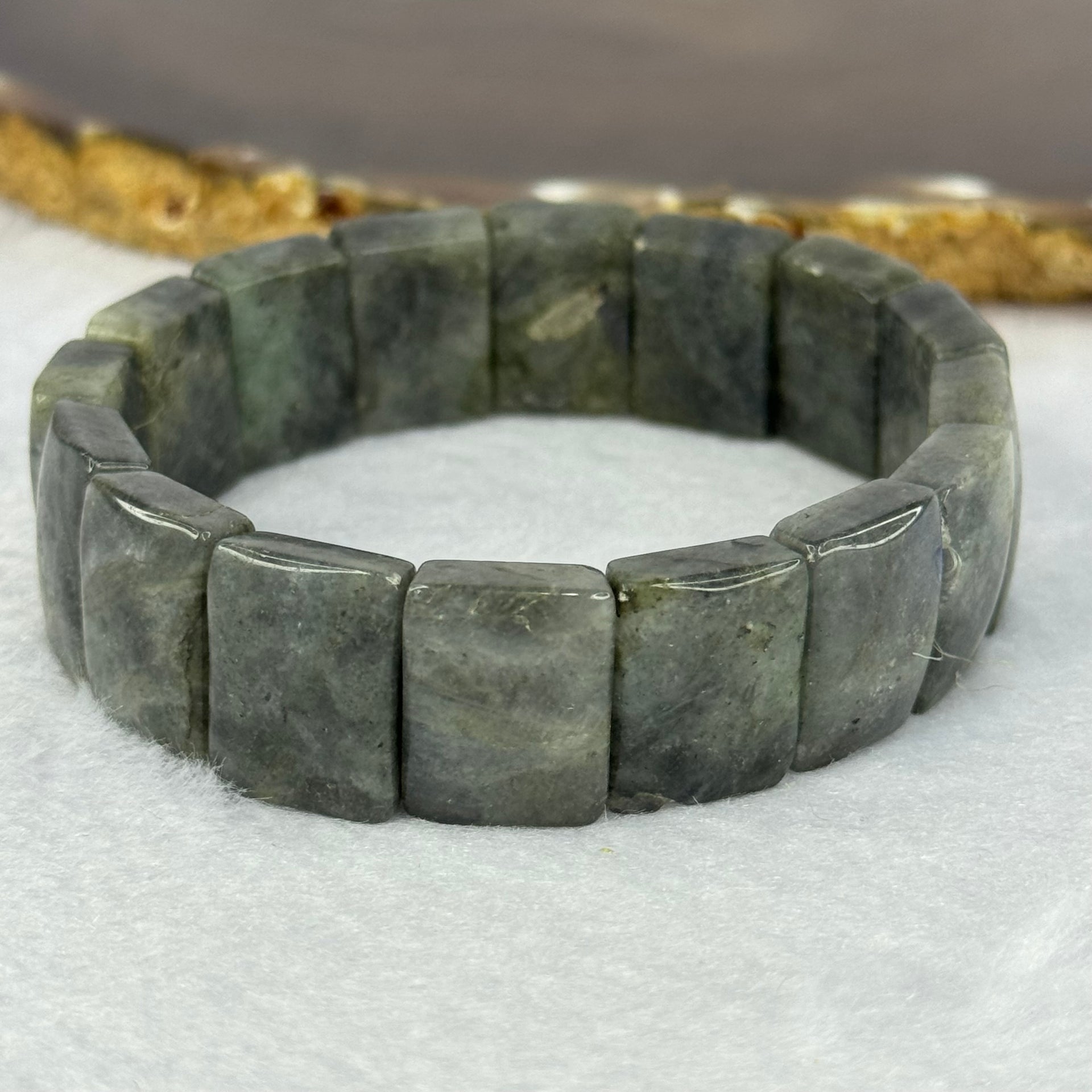 Natural Labradorite Bracelet 42.96g 16.5cm 16.2 by 12.2 by 6.1mm 16pcs - Huangs Jadeite and Jewelry Pte Ltd