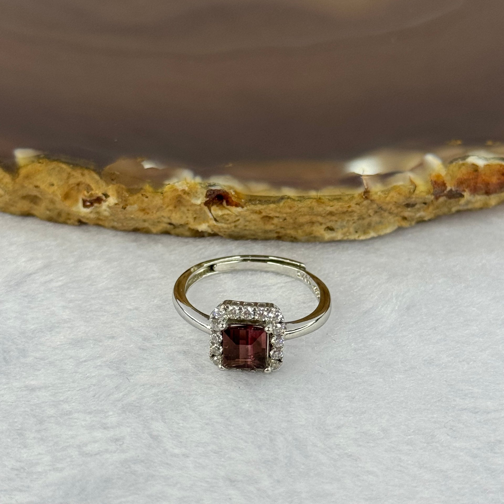 Natural Elbaite Tourmaline in 925 Sliver Ring (Adjustable Size) 1.85g 4.9 by 4.7 by 3.4mm - Huangs Jadeite and Jewelry Pte Ltd