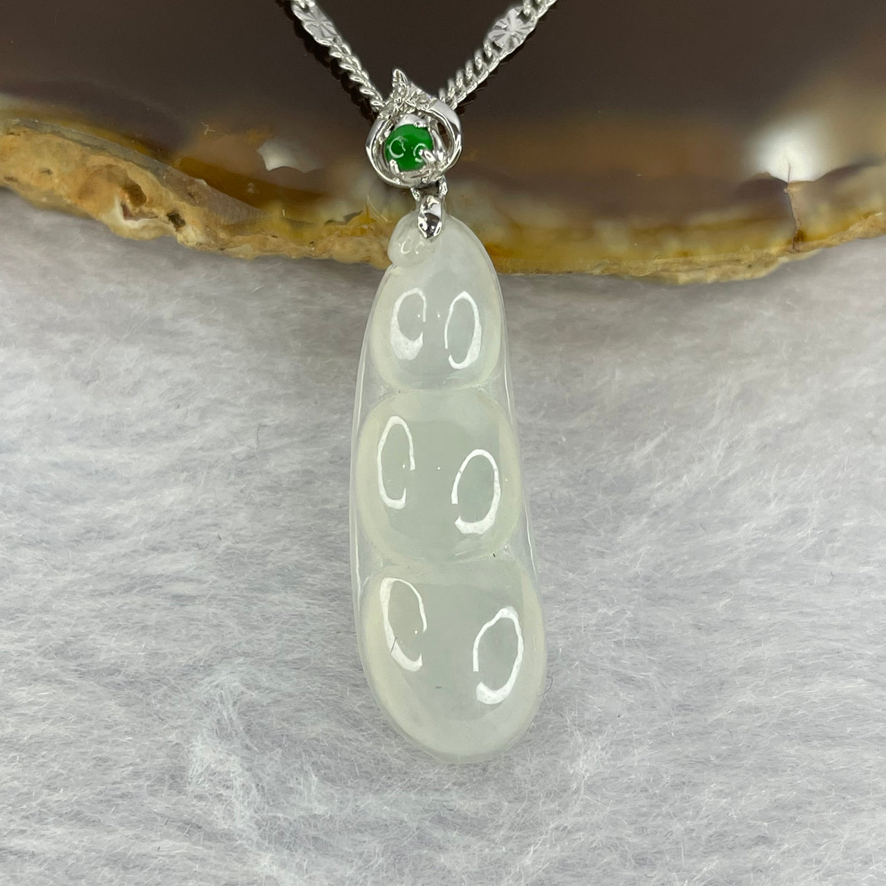 Type A Semi Icy White Jadeite Pea-pod For Prosperity and Growth in 18k White Gold Setting 2.35g 27.1 by 9.1 by 4.9mm with 925 Silver Necklace - Huangs Jadeite and Jewelry Pte Ltd