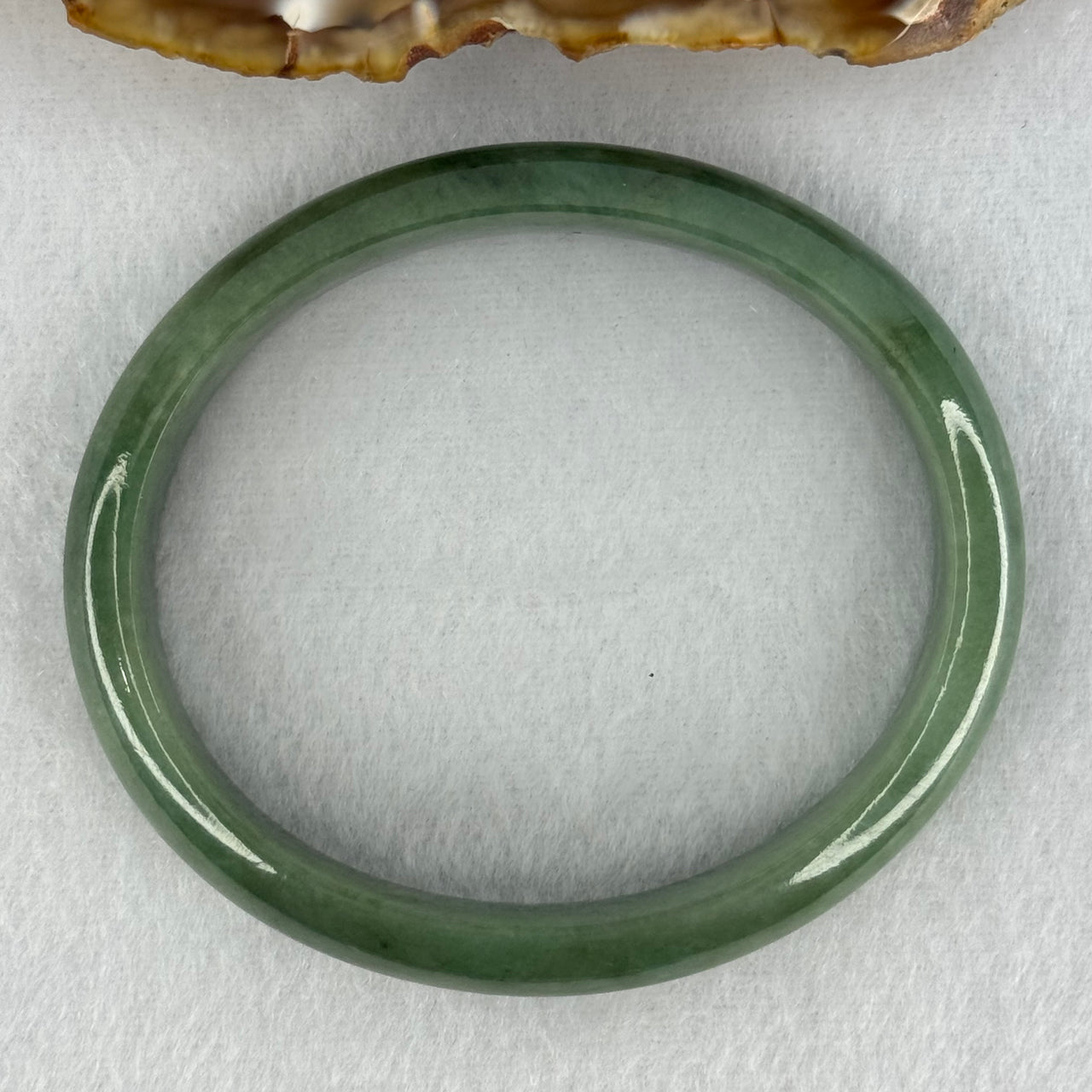 Type A Blueish Green Jadeite Oval Bangle Internal Diameter 58.7mm 38.10g 12.0 by 6.6mm (Very Fine Internal Lines)