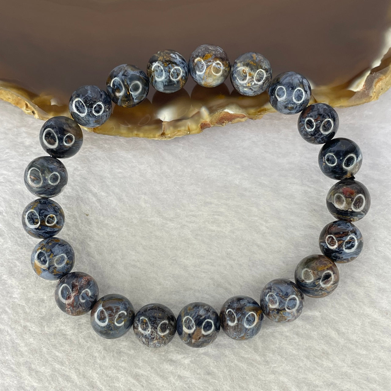 Natural Peter Stone Petersite Crystal Bracelet 彼得石手链 
23.86g 9.6 mm 21 Beads - Huangs Jadeite and Jewelry Pte Ltd