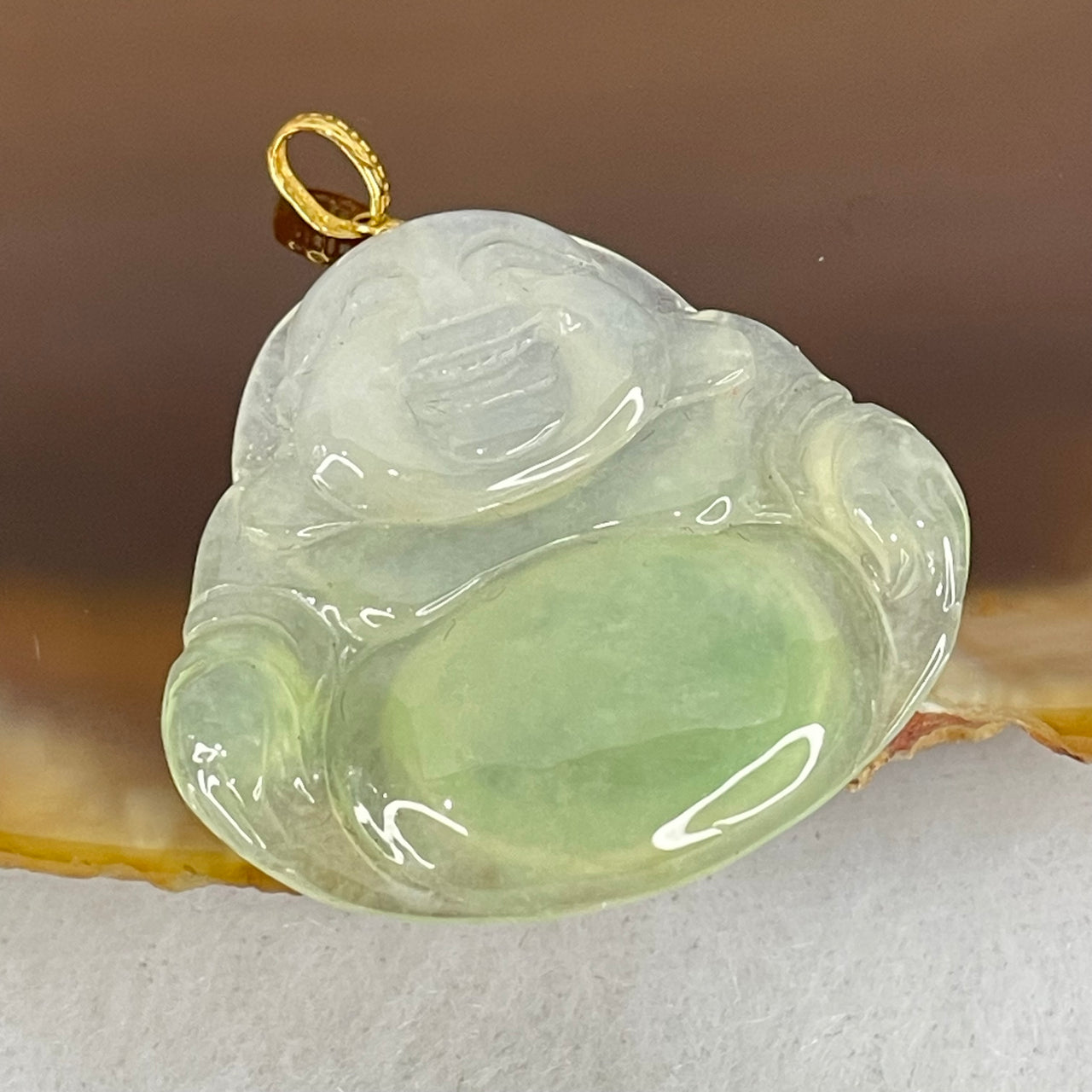 18K Yellow Gold Type A Light Green Jadeite Milo Buddha Pendant 5.87g 23.8 by 27.0 by 4.0mm