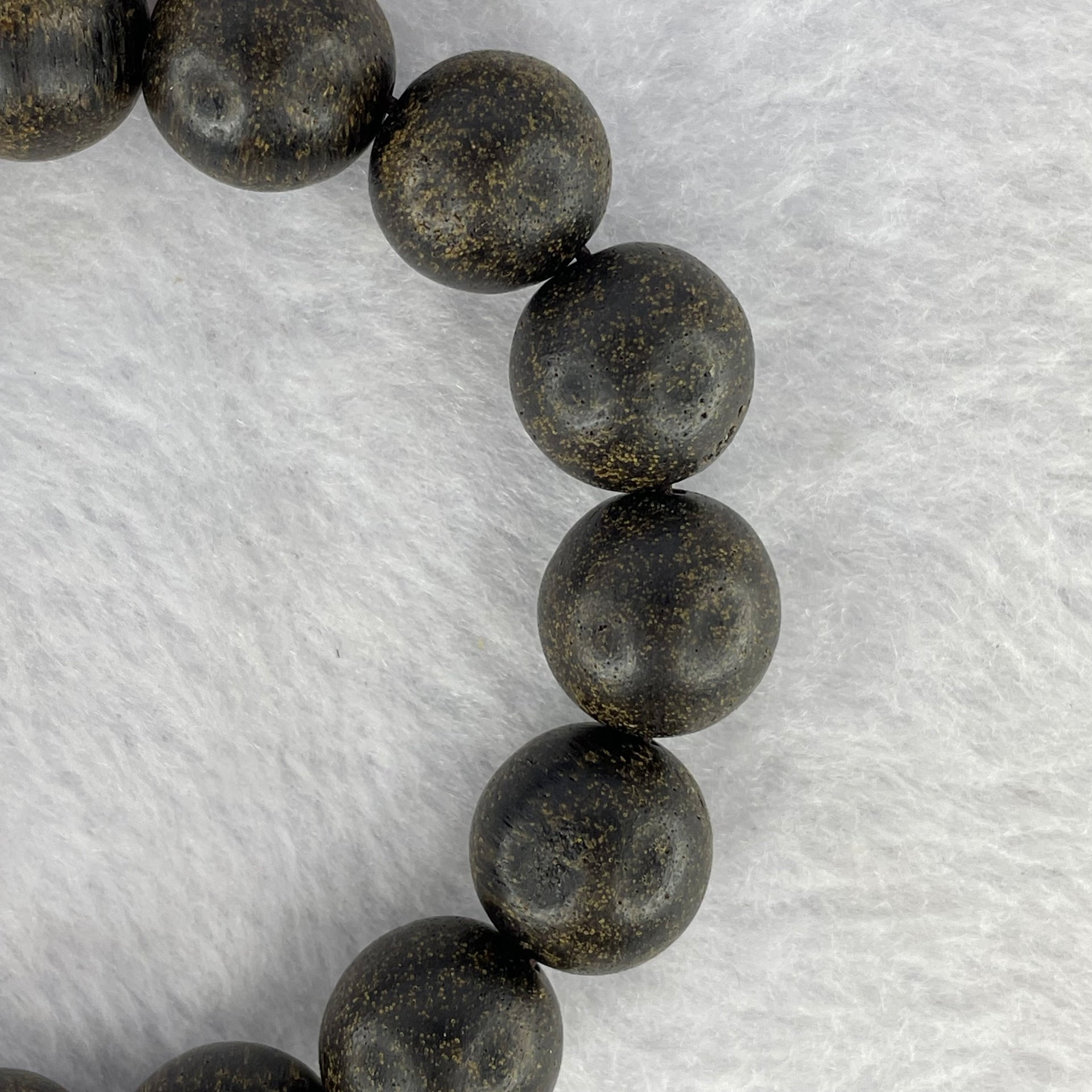 Natural Old Wild Indonesia Agarwood Beads Bracelet (Sinking Type) 天然老野生印尼沉香珠手链 22.93g 18 cm / 14.0 mm 15 Beads - Huangs Jadeite and Jewelry Pte Ltd