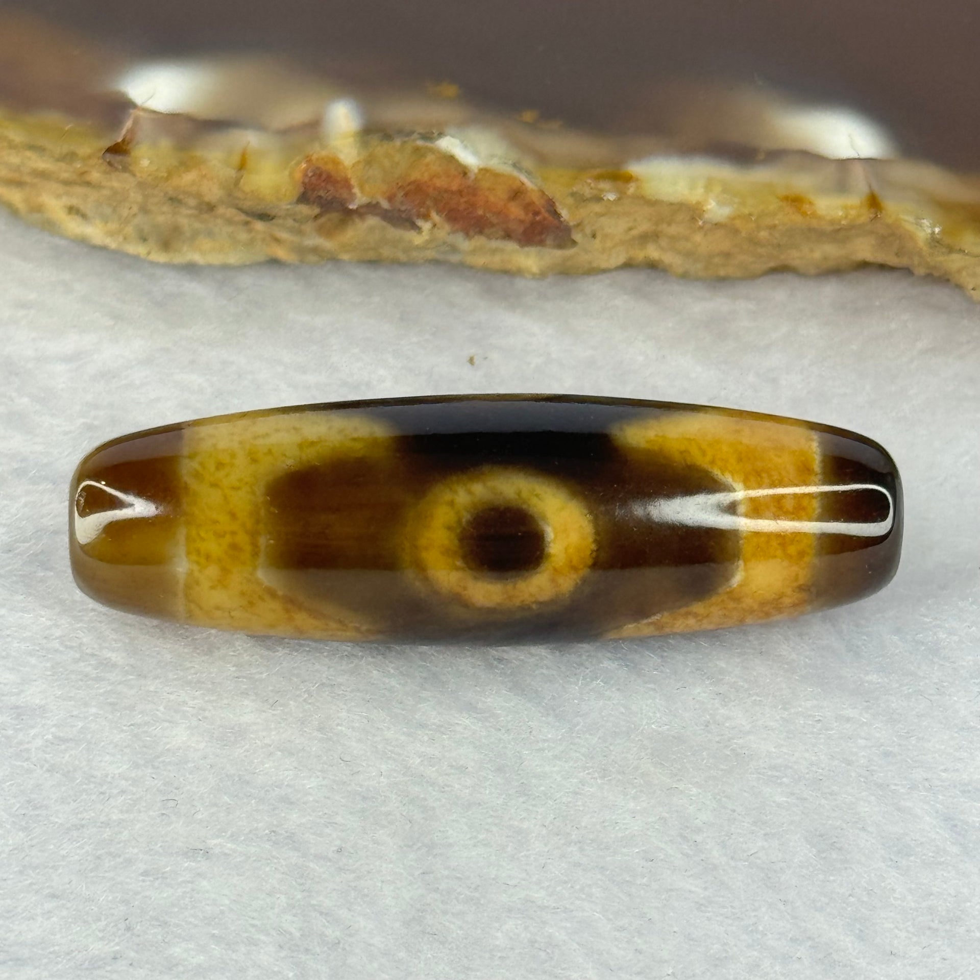 Natural Powerful Tibetan Old Oily Agate 3 Eyes Dzi Bead Heavenly Master (Tian Zhu) 三眼天诛 7.53g 37.9 by 11.6mm - Huangs Jadeite and Jewelry Pte Ltd