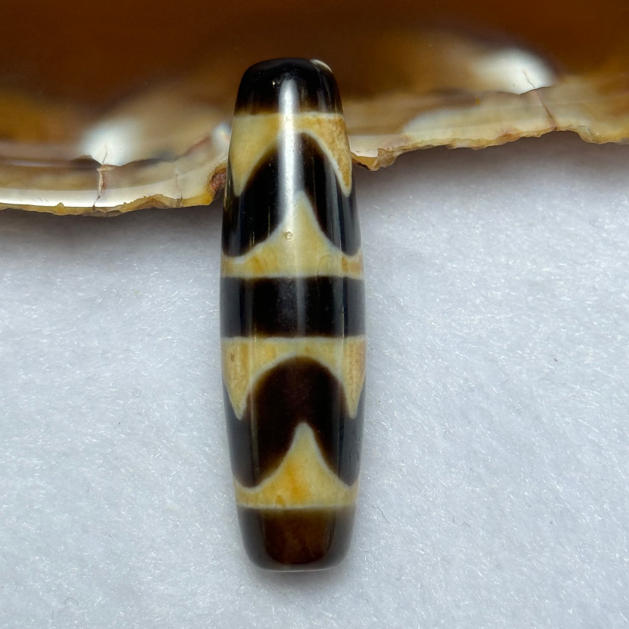 Natural Powerful Tibetan Old Oily Agate Double Tiger Tooth Daluo Dzi Bead Heavenly Master (Tian Zhu) 虎呀天诛 7.20g 38.7 by 11.2mm - Huangs Jadeite and Jewelry Pte Ltd