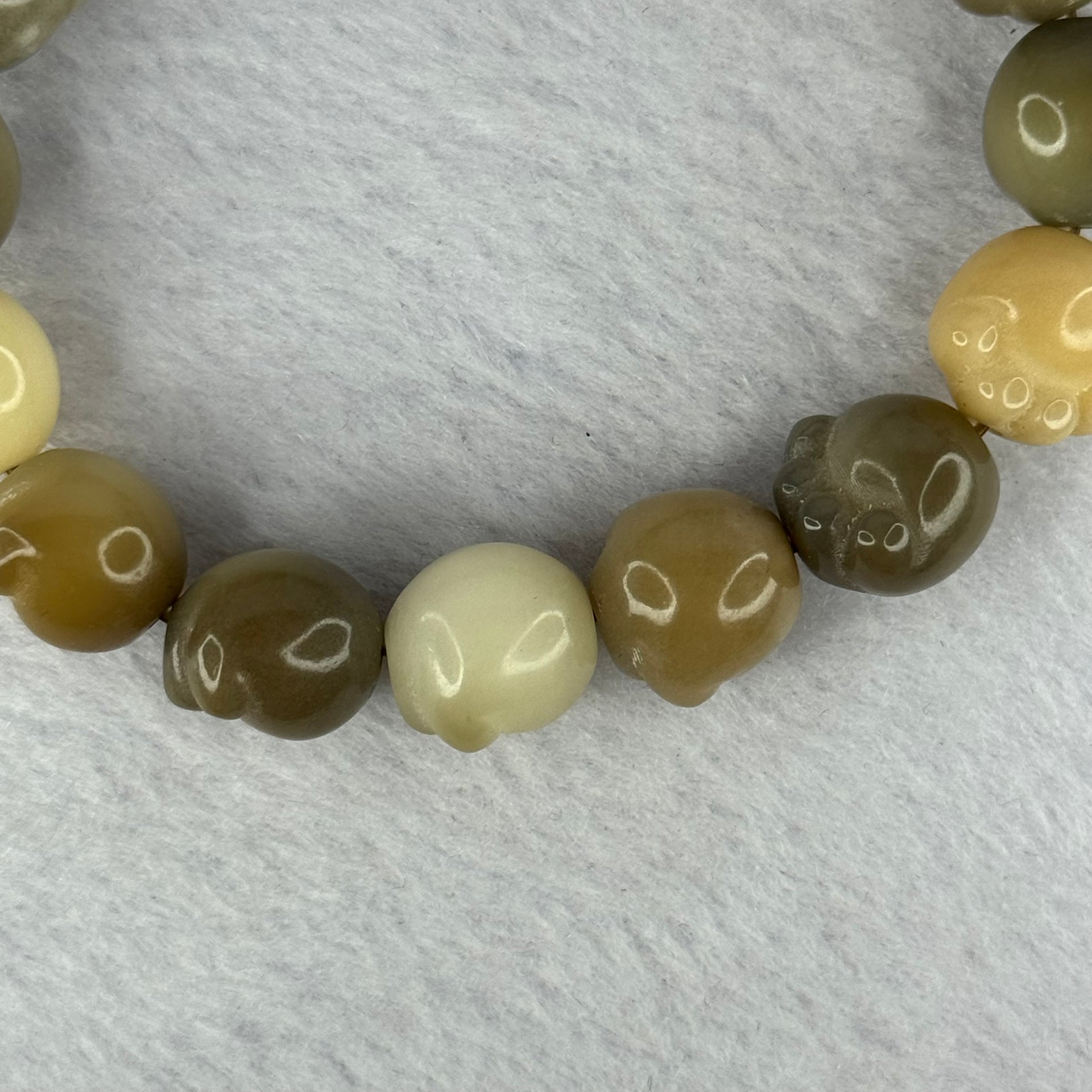 Natural Mixed Color Bodhi Beads in Paw Bracelet 20.08g 17cm 12.6mm 16 Beads - Huangs Jadeite and Jewelry Pte Ltd