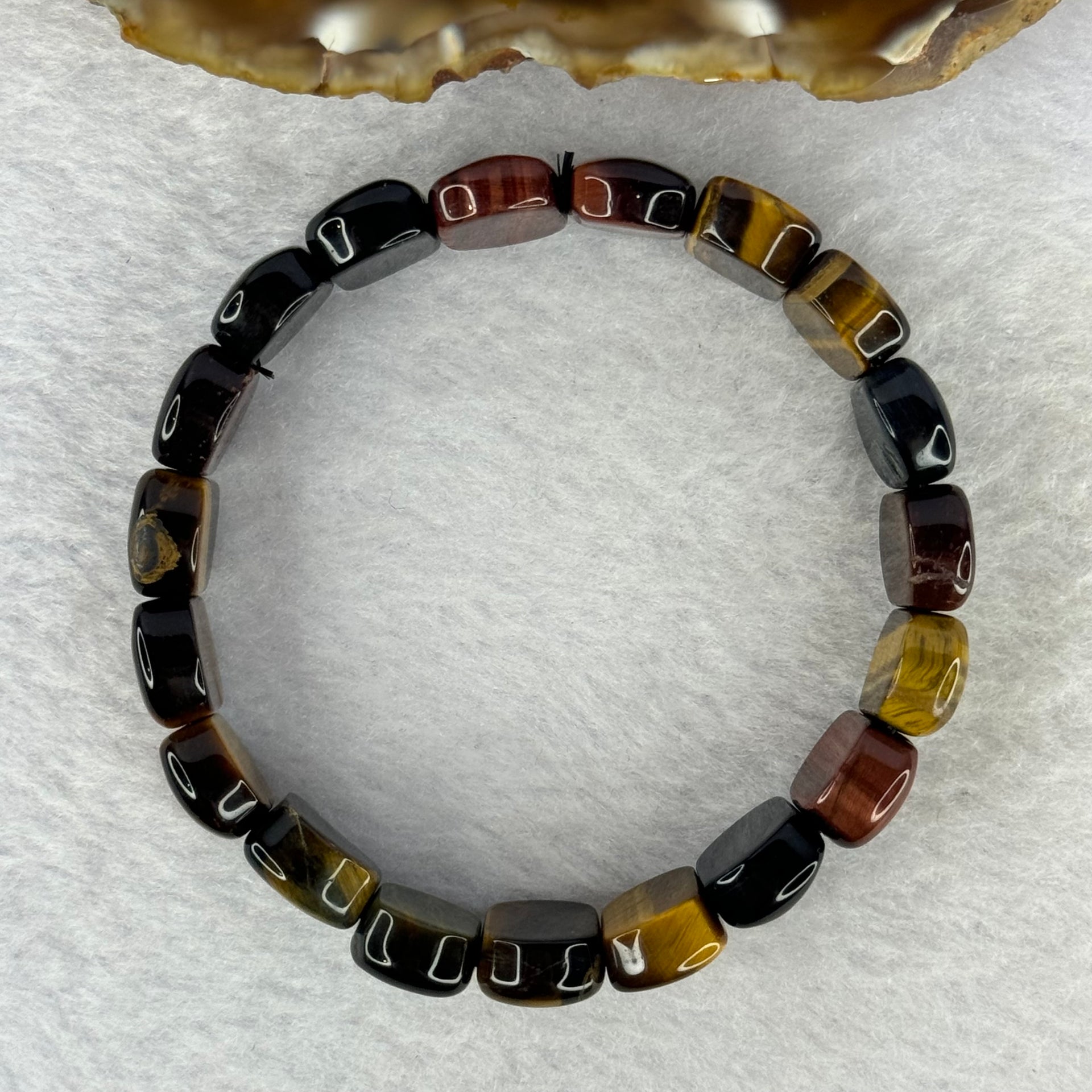 Natural Tiger's Eye Quartz Bracelet 虎眼石手持手链 33.28g 17cm 14.1 by 11.4 by 6.5mm 19 pcs - Huangs Jadeite and Jewelry Pte Ltd