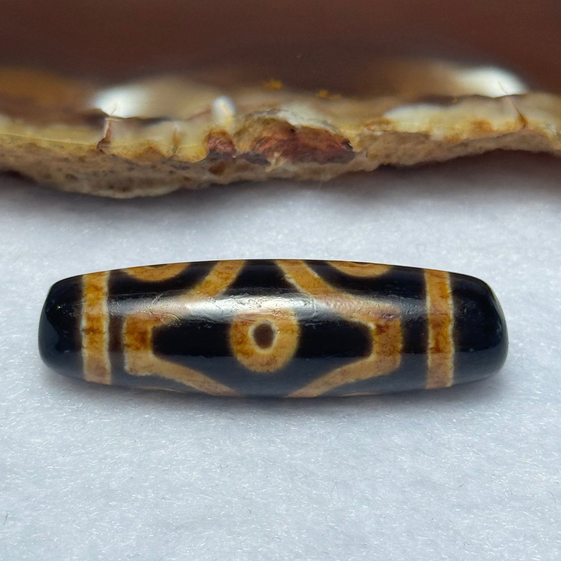 Natural Powerful Tibetan Old Oily Agate 6 Eyes Dzi Bead Heavenly Master (Tian Zhu) 六眼天诛 7.46g 38.1 by 11.4mm - Huangs Jadeite and Jewelry Pte Ltd