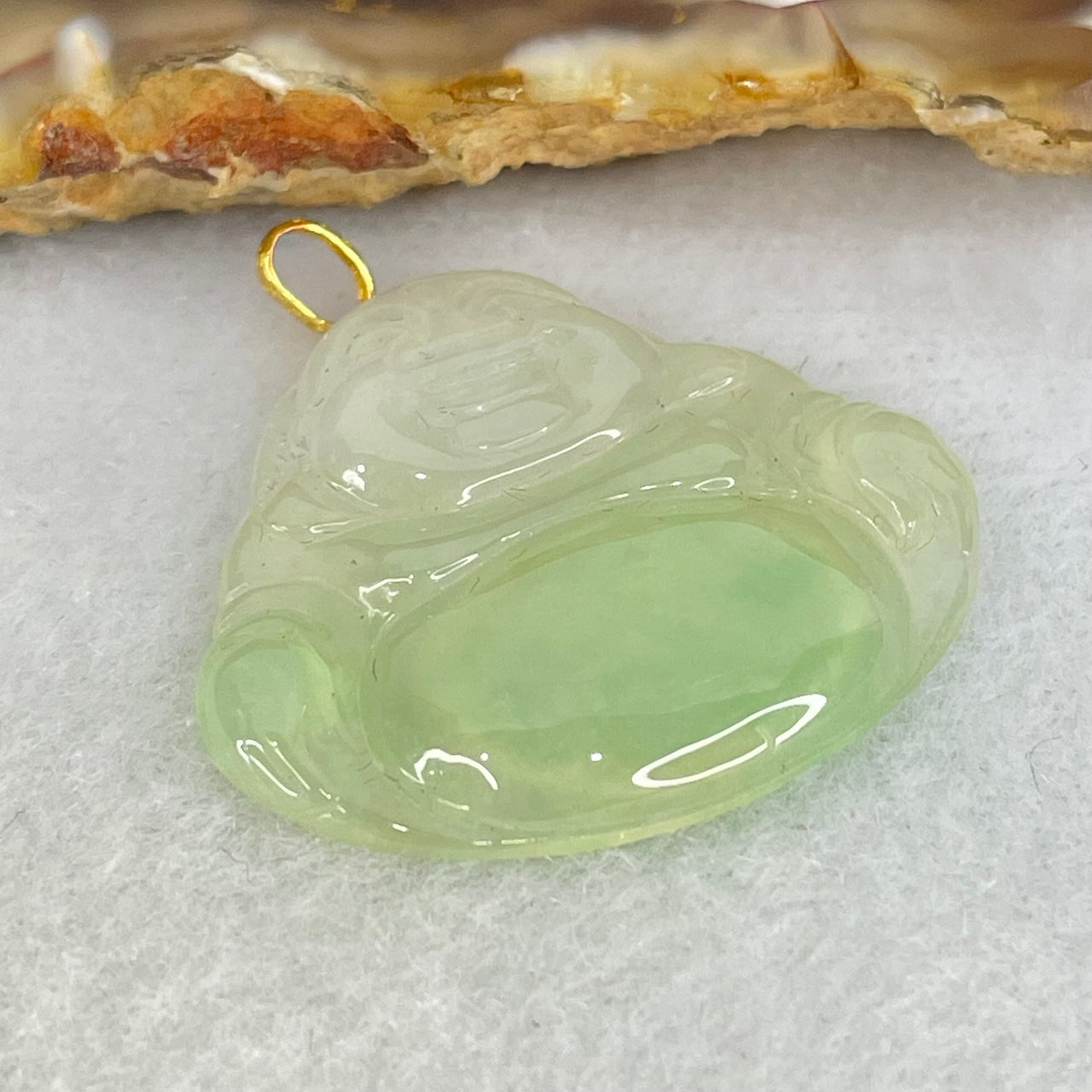 18K Yellow Gold Type A Light Green Jadeite Milo Buddha Pendant 5.87g 23.8 by 27.0 by 4.0mm