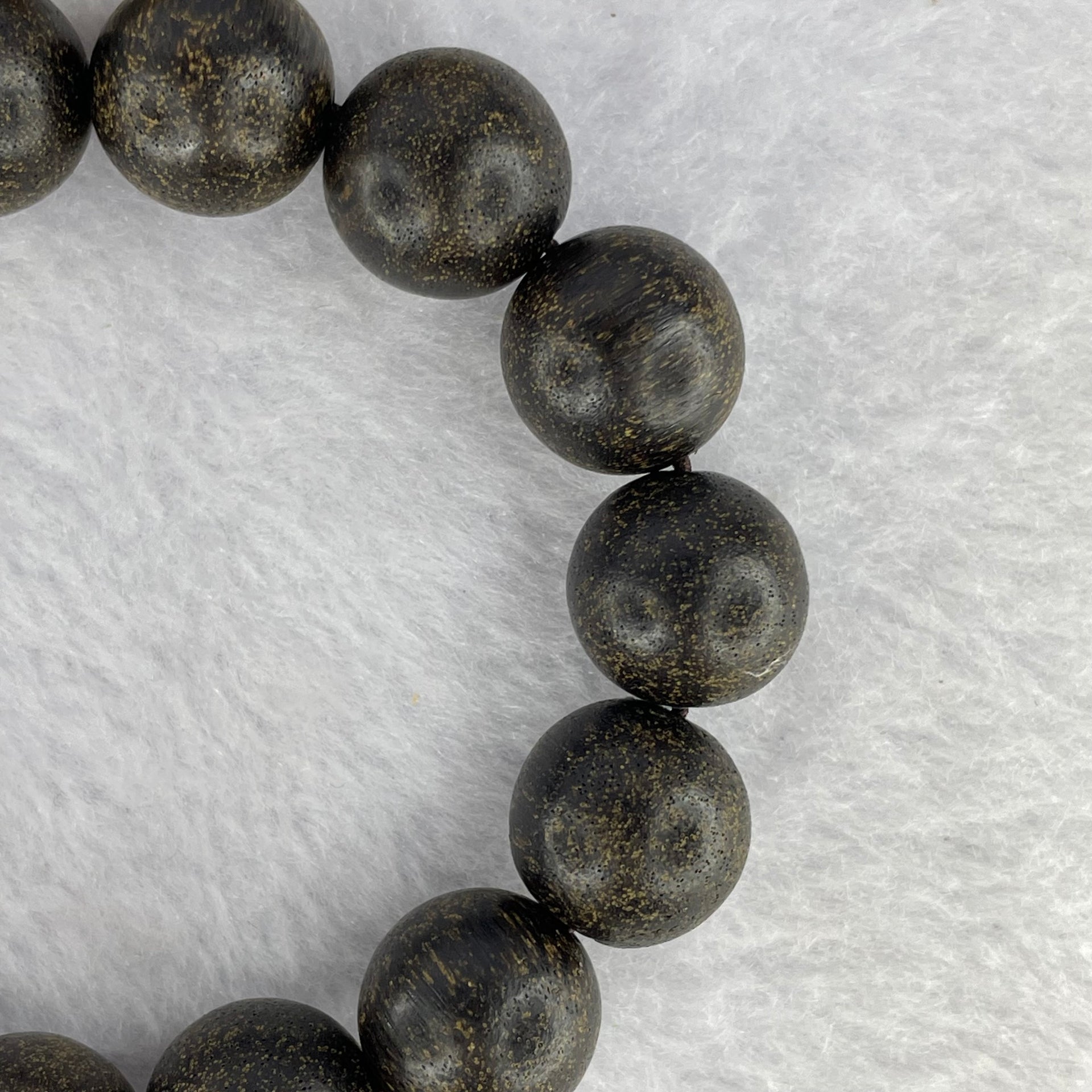 Natural Old Wild Indonesia Agarwood Beads Bracelet (Sinking Type) 天然老野生印尼沉香珠手链t 22.80g 13.7 mm 15 Beads - Huangs Jadeite and Jewelry Pte Ltd