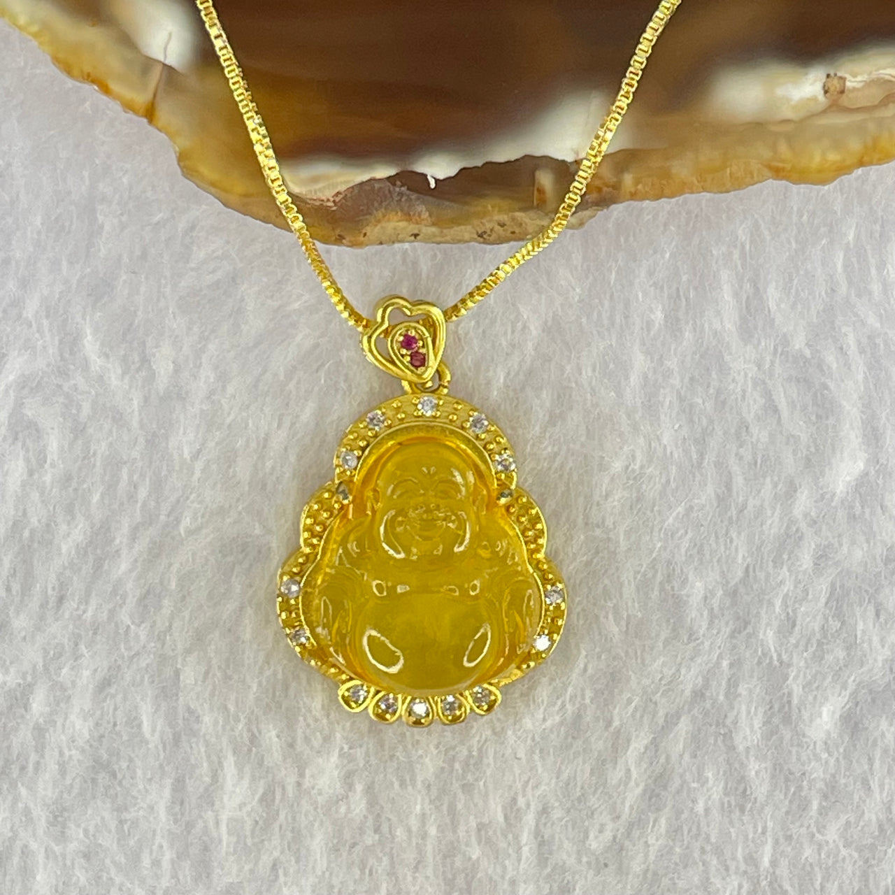 Natural Yellow Amber Milo Buddha Pendent in Gold Color Silver Necklace 4.44g 15.7 by 14.3 by 5.0mm