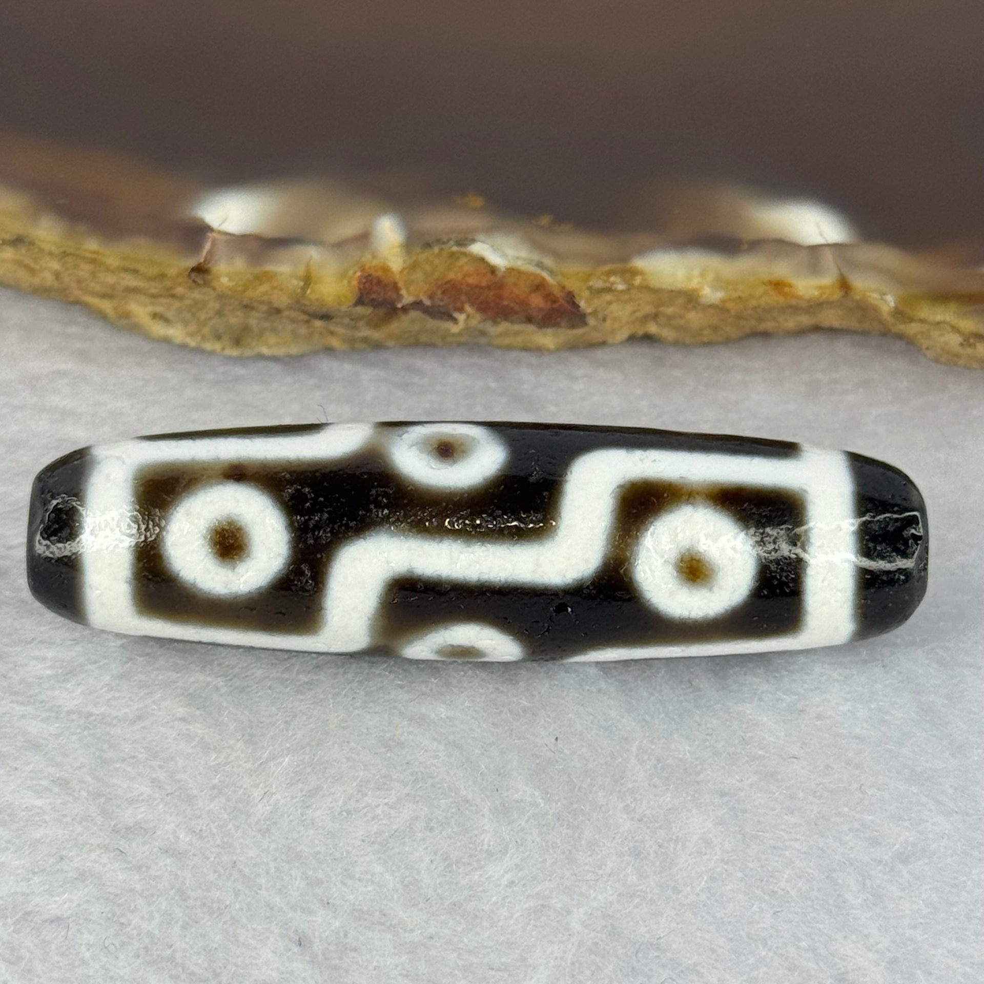 Natural Powerful Tibetan Old Oily Agate 9 Eyes Dzi Bead Heavenly Master (Tian Zhu) 九眼天诛 12.68g 48.3 by 13.1mm - Huangs Jadeite and Jewelry Pte Ltd