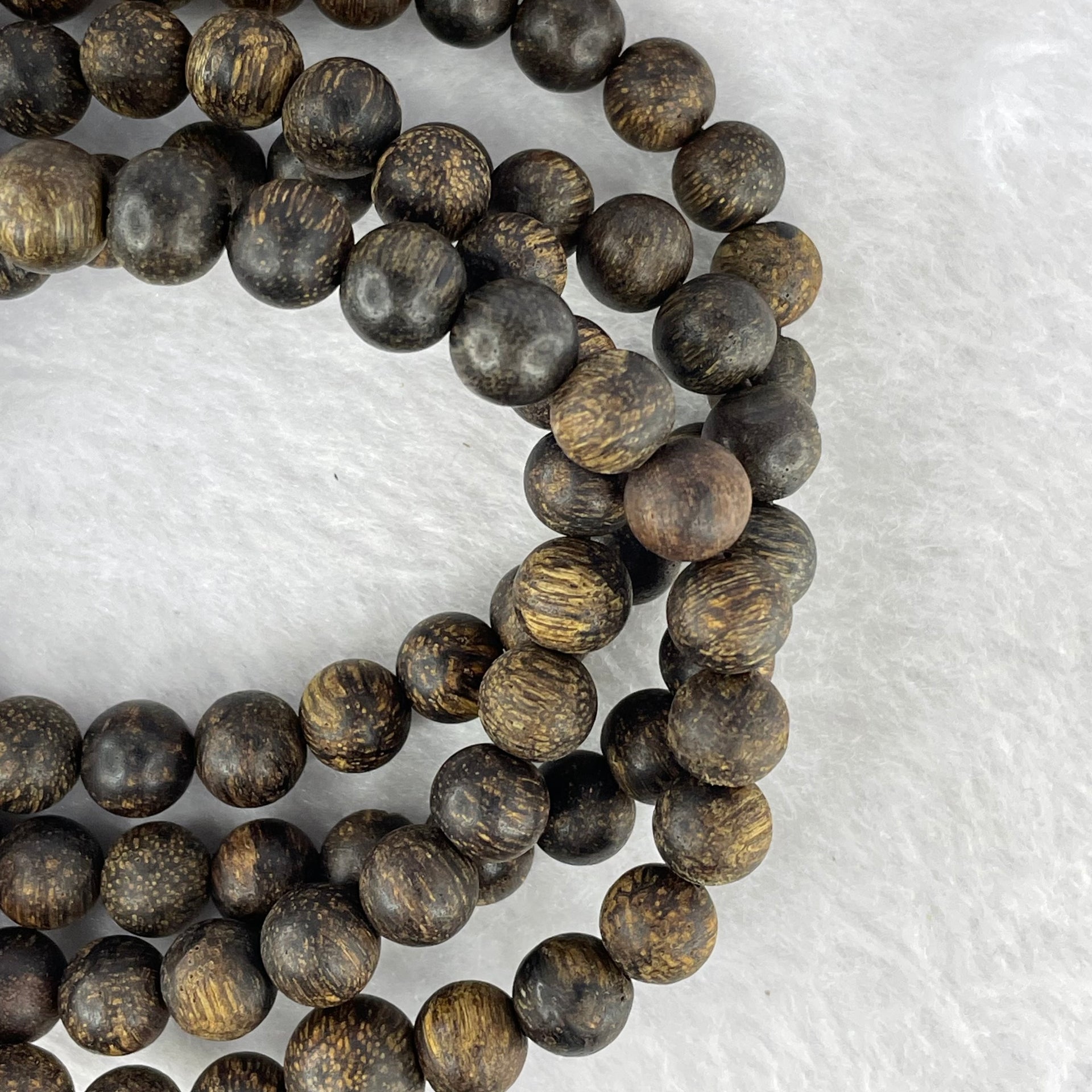 Natural Wild Vietnam Black Kynam Qi Nan Chen Xiang Mu Agarwood Beads Necklace (Sinking Type 沉水) 天然野生越南黑奇南沉香珠项链 29.28g 86 cm 8.3 mm 108 beads - Huangs Jadeite and Jewelry Pte Ltd