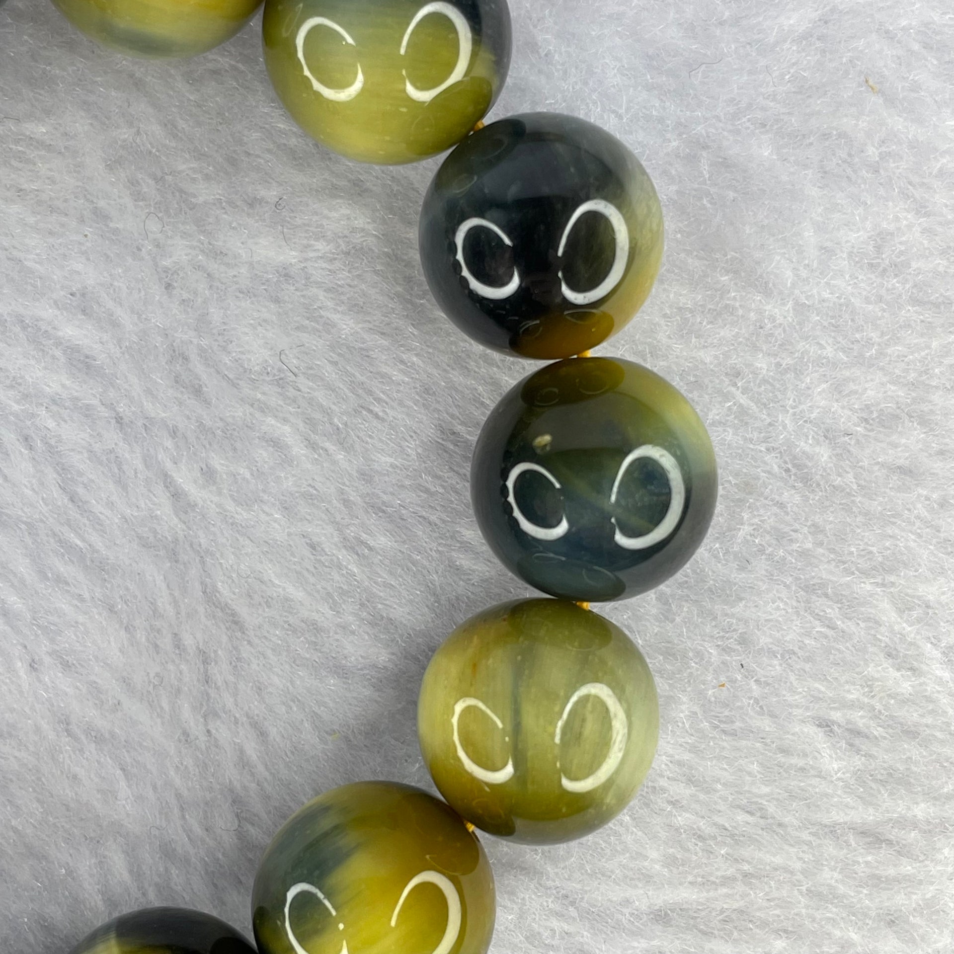 Natural Mixed Colour Tiger Eye Bracelet 彩色虎眼水晶手链 60.46g 14.5mm 15 Beads - Huangs Jadeite and Jewelry Pte Ltd