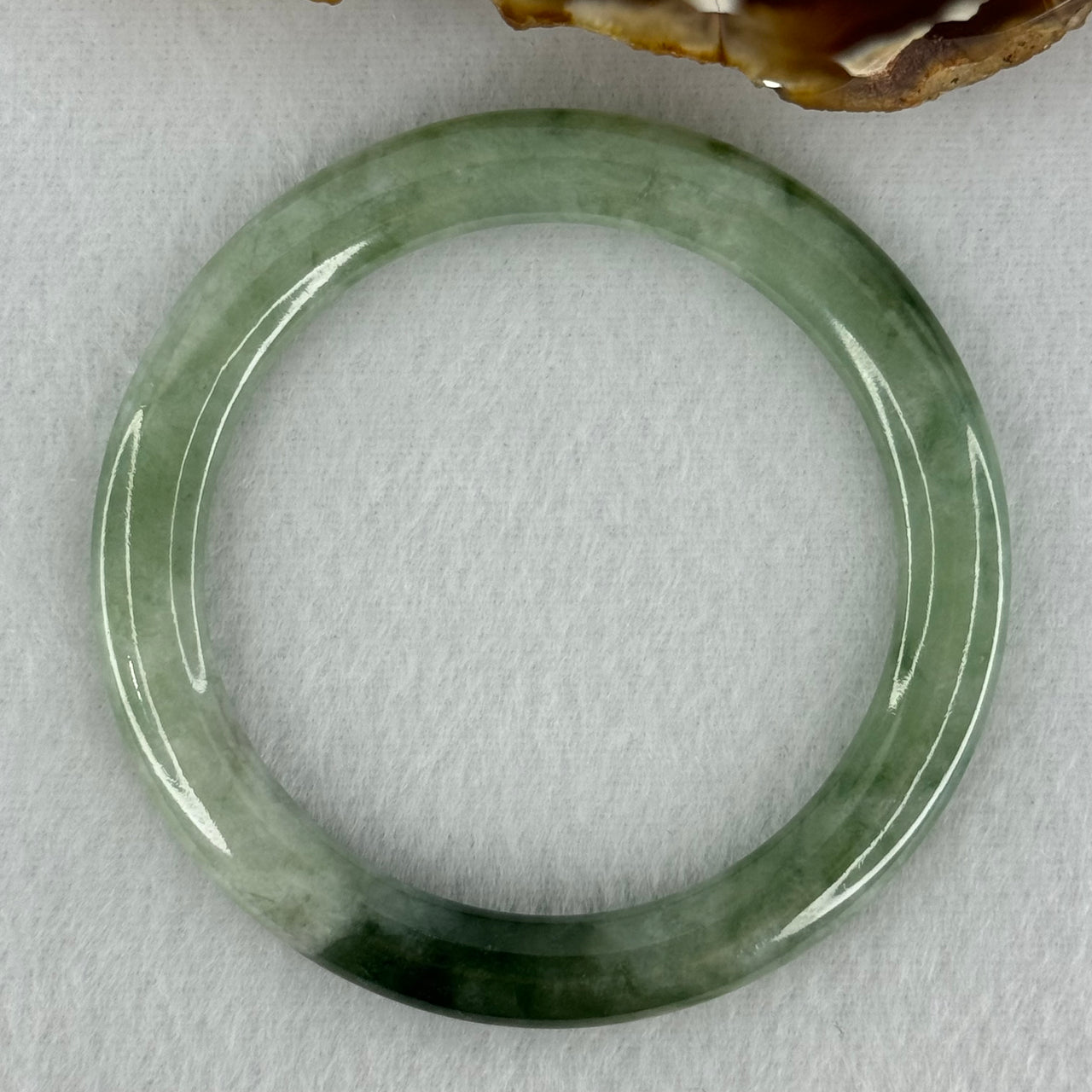 Type A Green with Dark Green  Piao Hua Jadeite Bangle Internal Diameter 51.0mm 25.68g 6.3 by 8.2mm (Slight Internal Line)