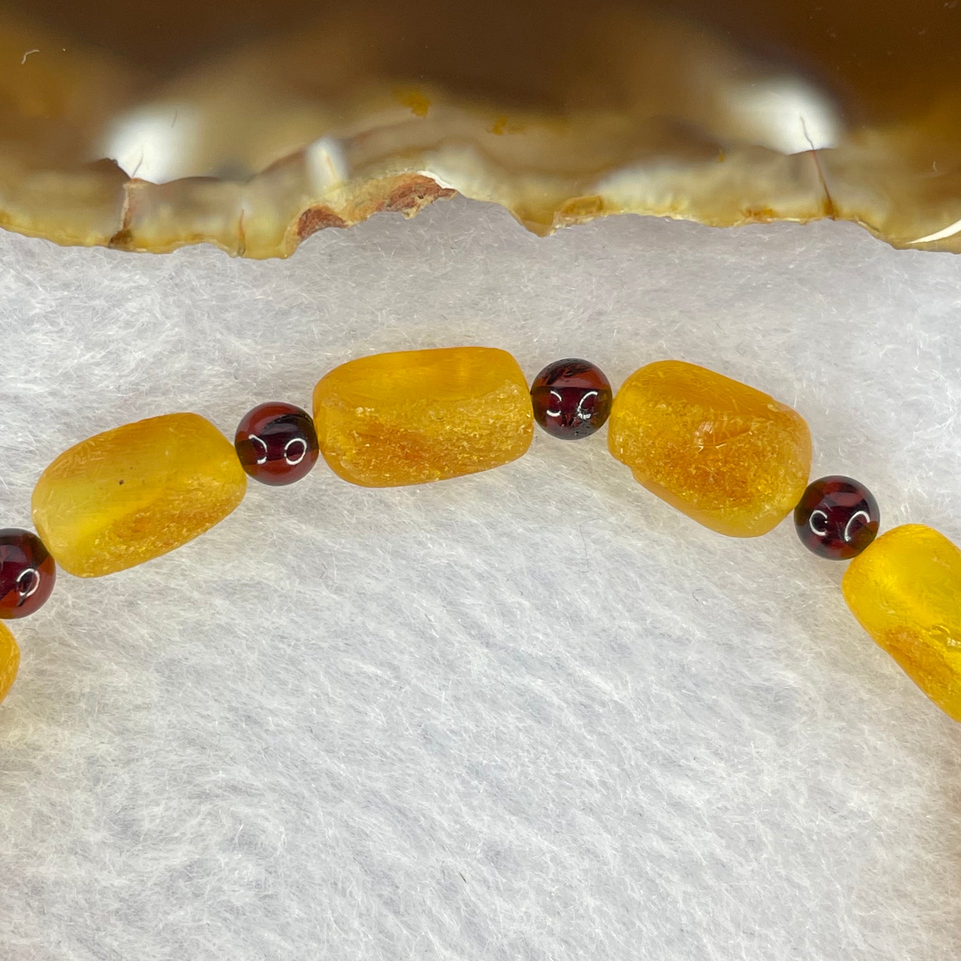 Natural Amber 琥珀 Beads Bracelet  5.25g 7.6 mm 12 Beads - Huangs Jadeite and Jewelry Pte Ltd