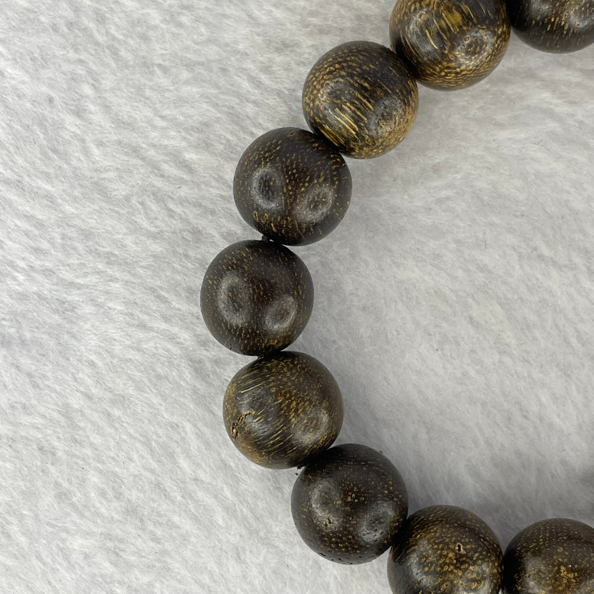 Natural Old Wild Malaysia Agarwood Bracelet (Sinking Type) 天然老野生马来西亚沉香手链 24.57g 19cm 14.2mm 16 Beads - Huangs Jadeite and Jewelry Pte Ltd