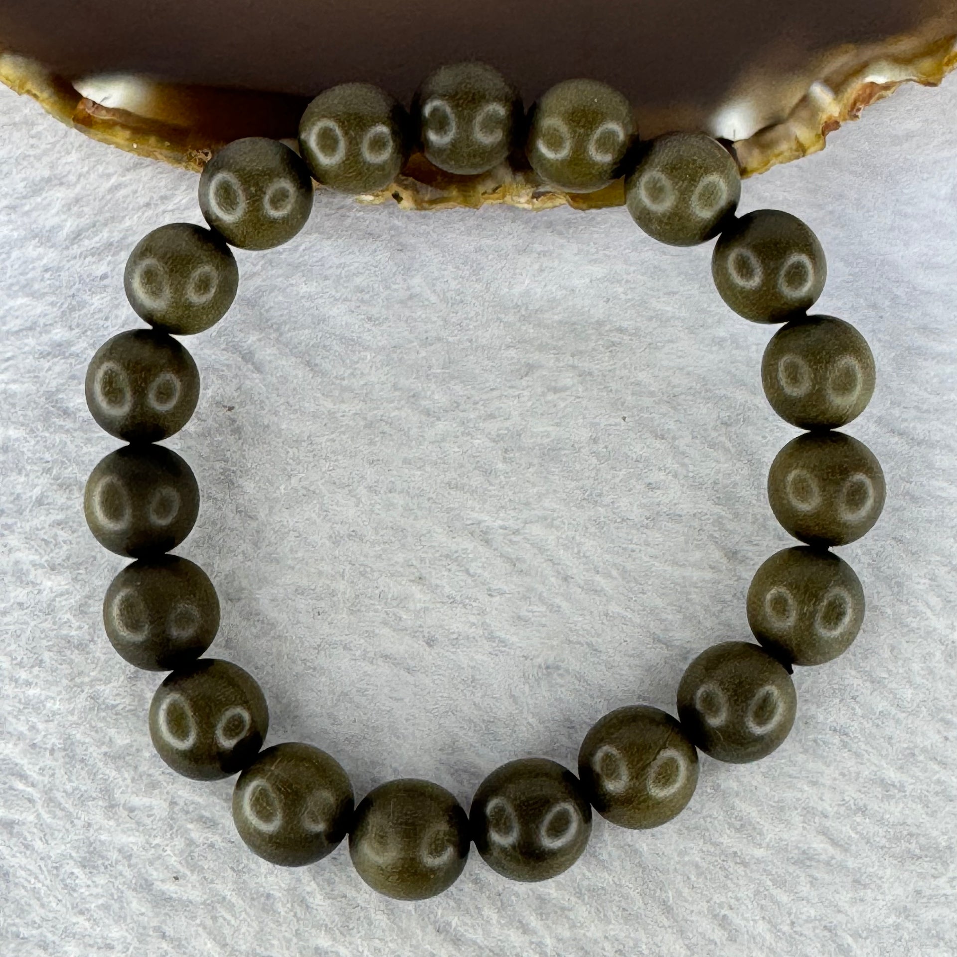 Rare Wild Indian Old Mountain Sandalwood Buried Underground Beads Bracelet 印度老山檀手链 埋土里的野生 9.21g 10.1 mm 19 Beads - Huangs Jadeite and Jewelry Pte Ltd