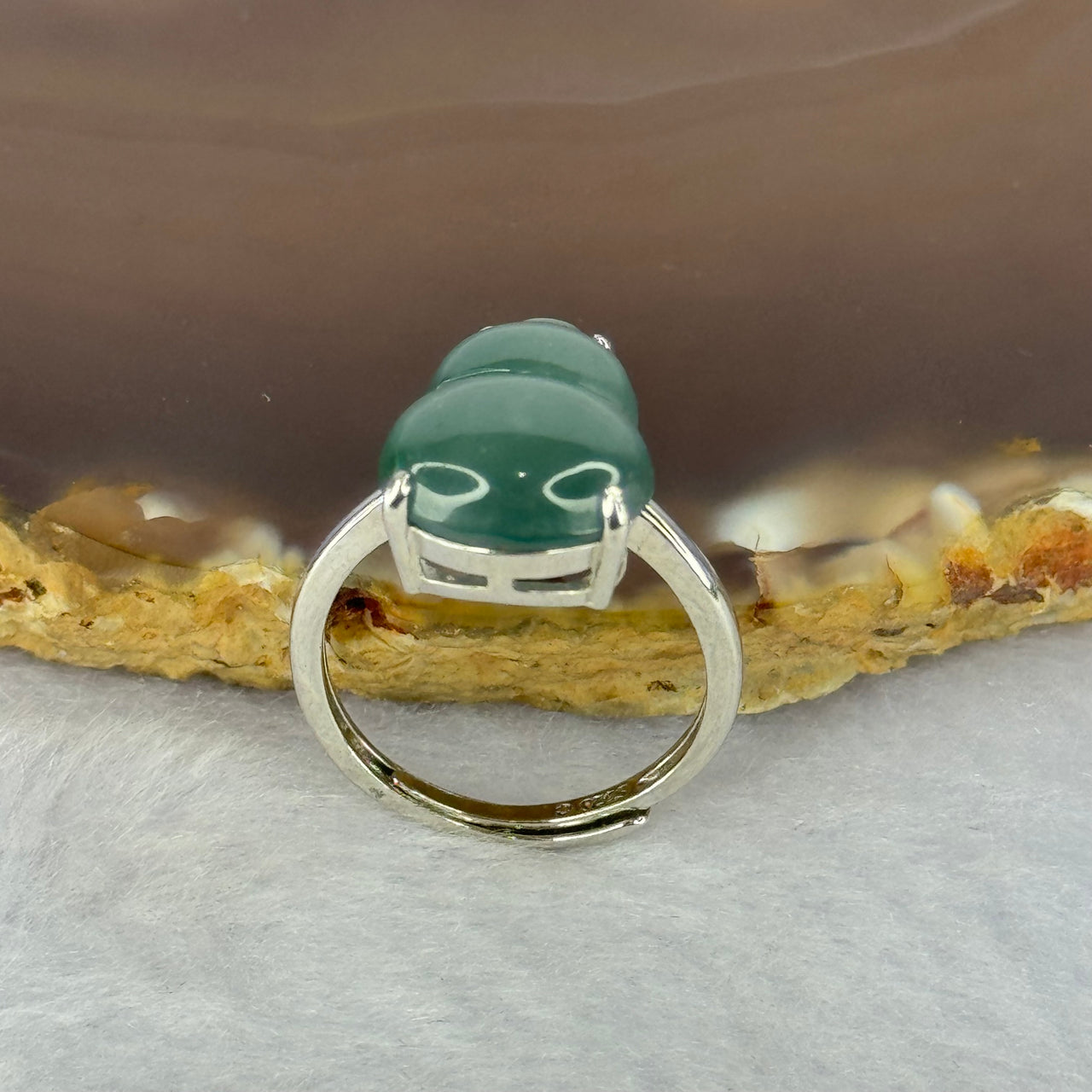 Type A Icy Blueish Green Jadeite Hulu with Crystals in S925 Sliver Ring (Adjustable Size) 3.42g 15.2 by 11.0 by 4.5mm